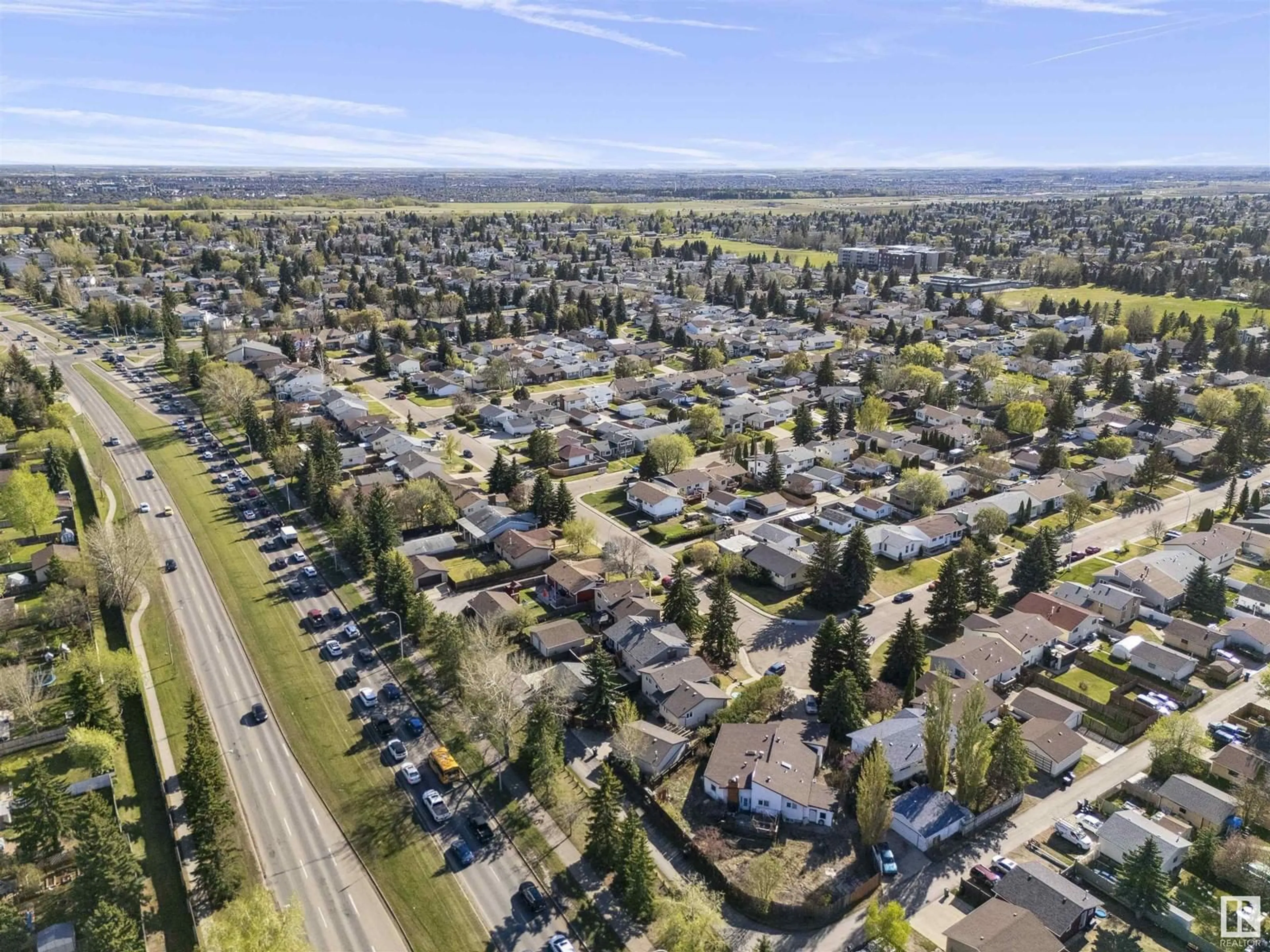 A pic from outside/outdoor area/front of a property/back of a property/a pic from drone, street for 1855 51 ST, Edmonton Alberta T6L1X4