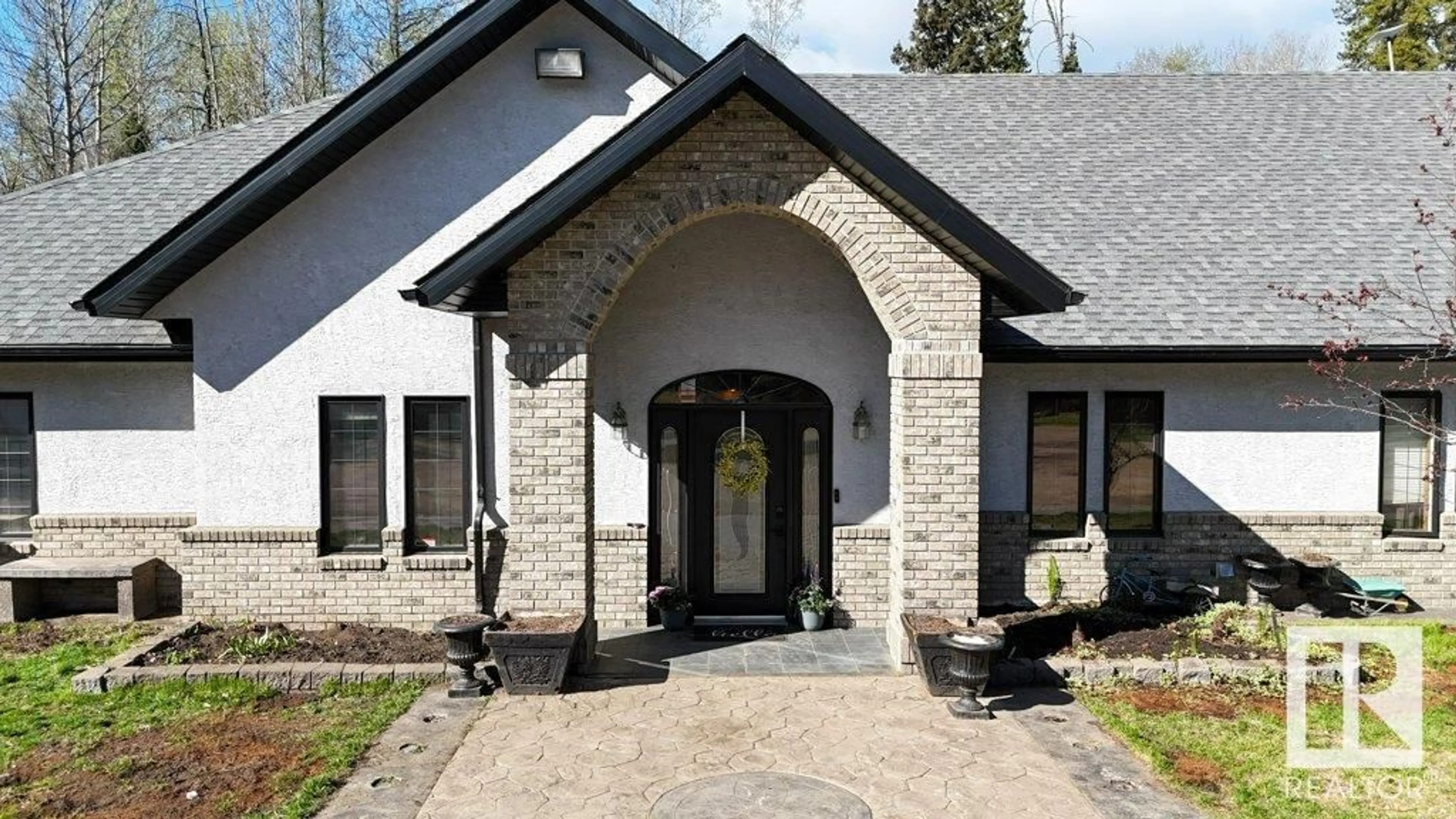 Home with brick exterior material, unknown for 590072 RGE RD 113 A, Rural Woodlands County Alberta T7S1P8