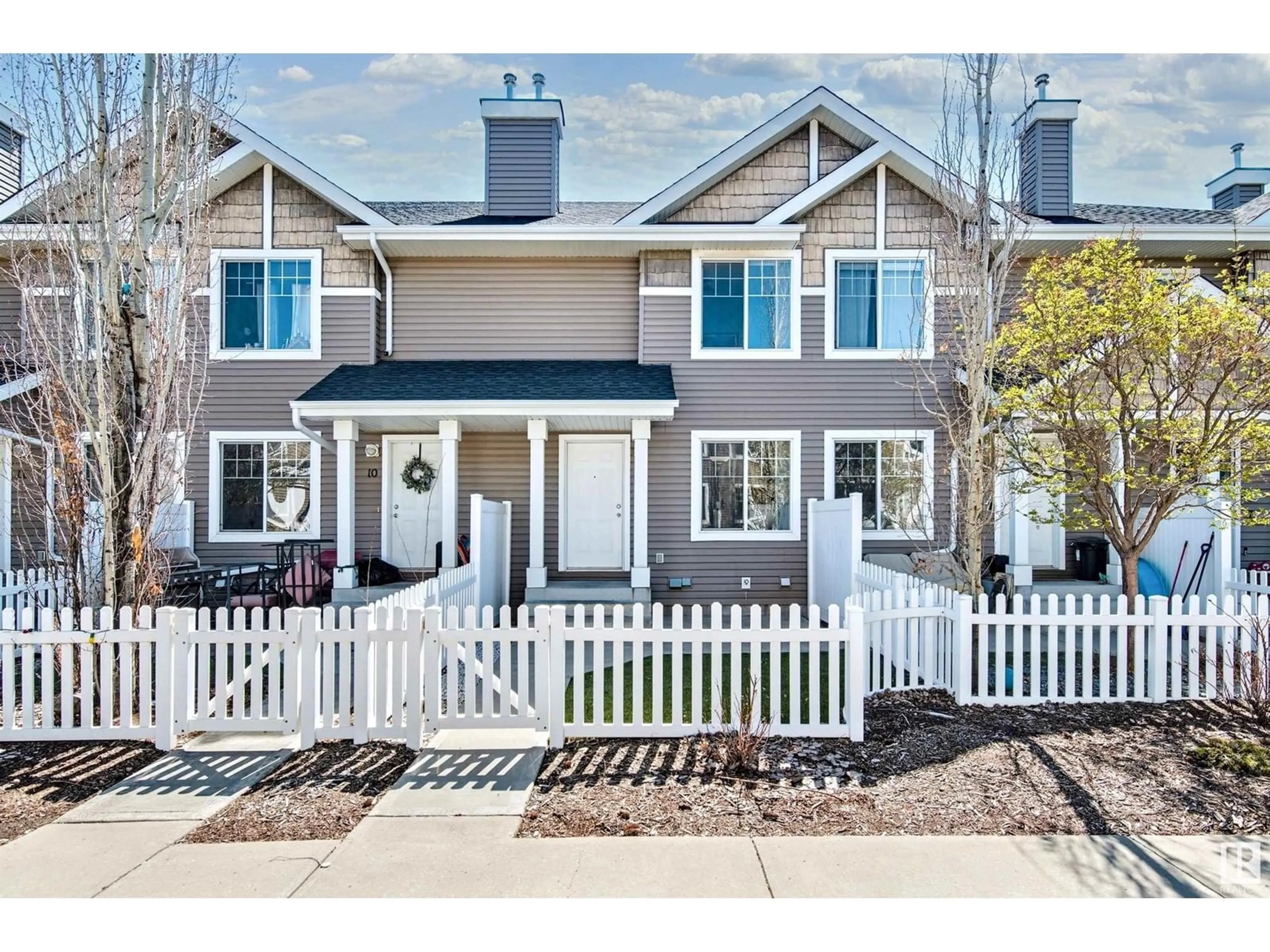 Home with vinyl exterior material, street for 9 - 3075 TRELLE CR, Edmonton Alberta T6R3V5