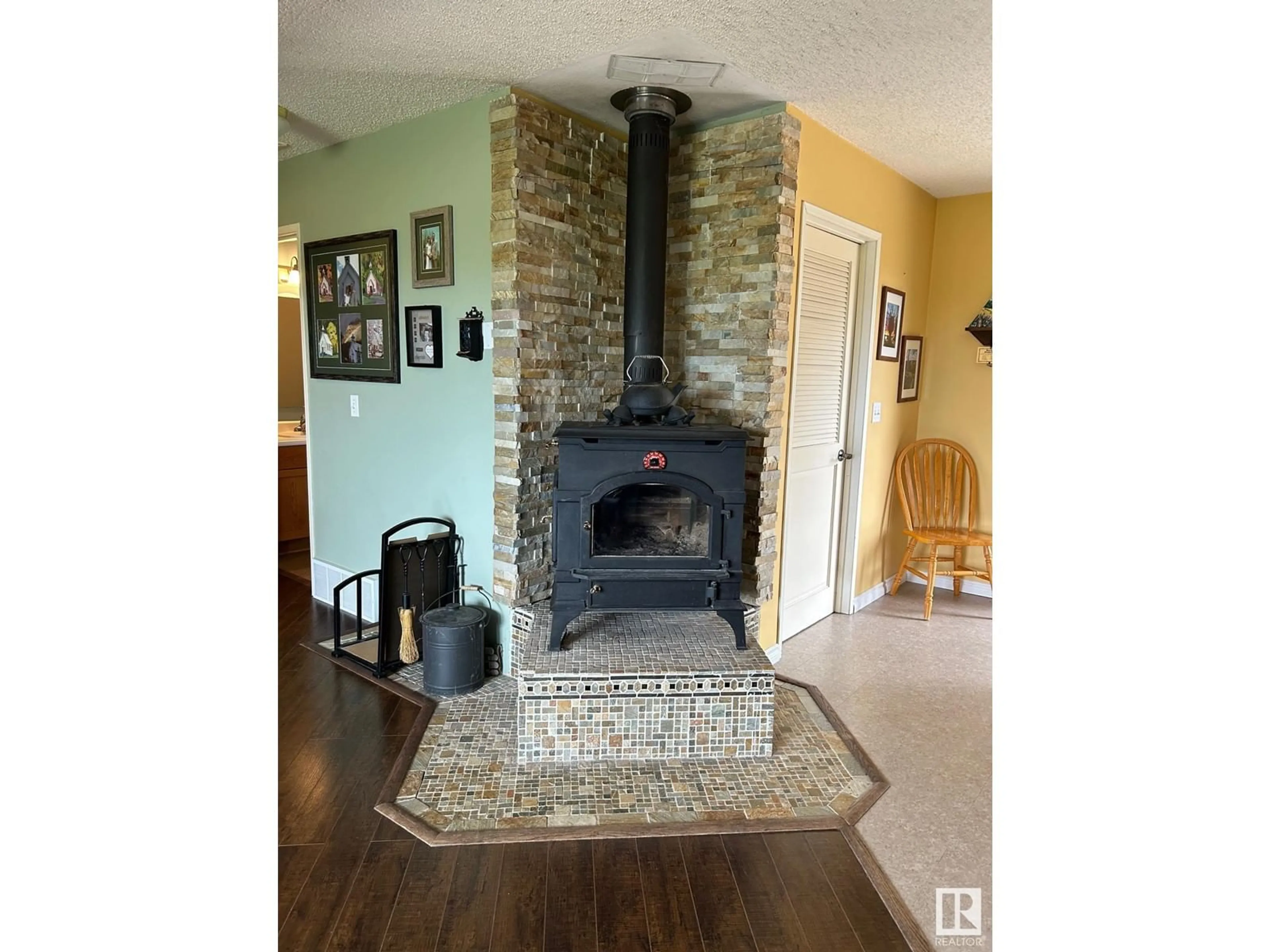 Unknown for 61101 RGE RD 261, Rural Westlock County Alberta T7P2P4