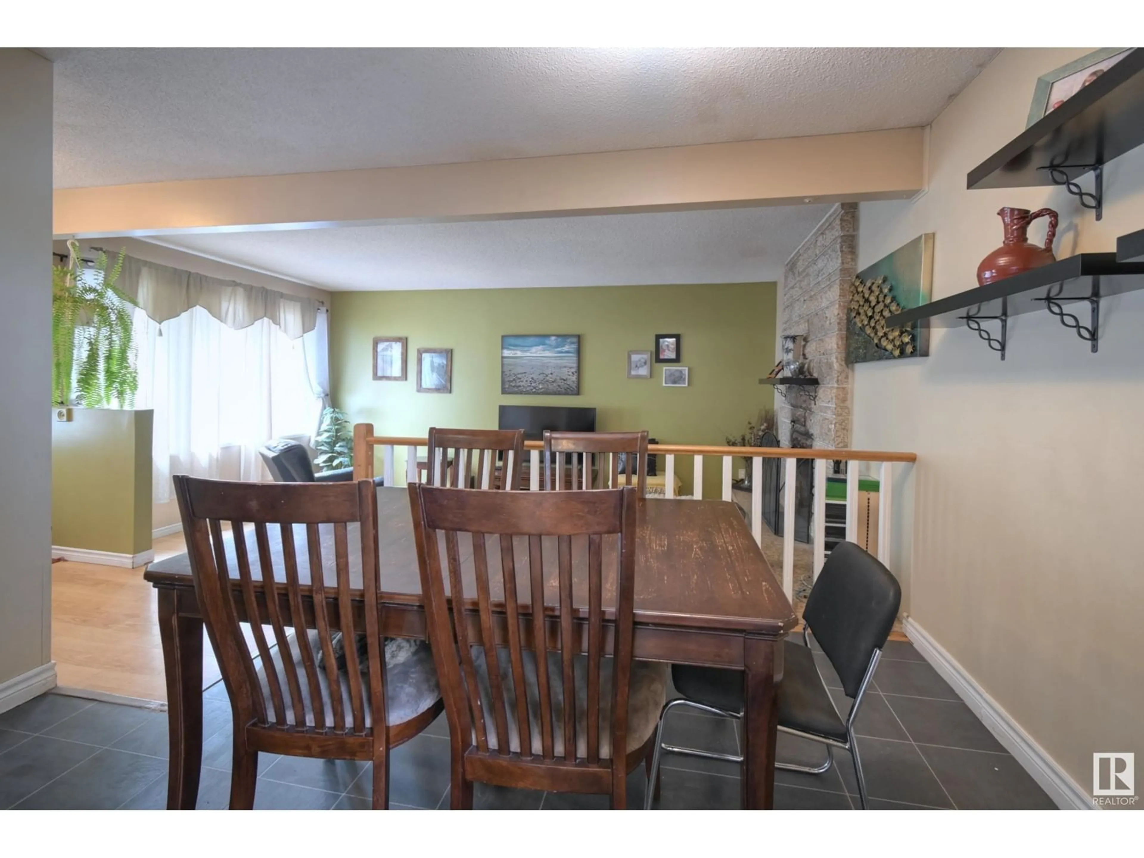 Dining room, unknown for 29 BEECHMONT CR, Spruce Grove Alberta T7X1E8