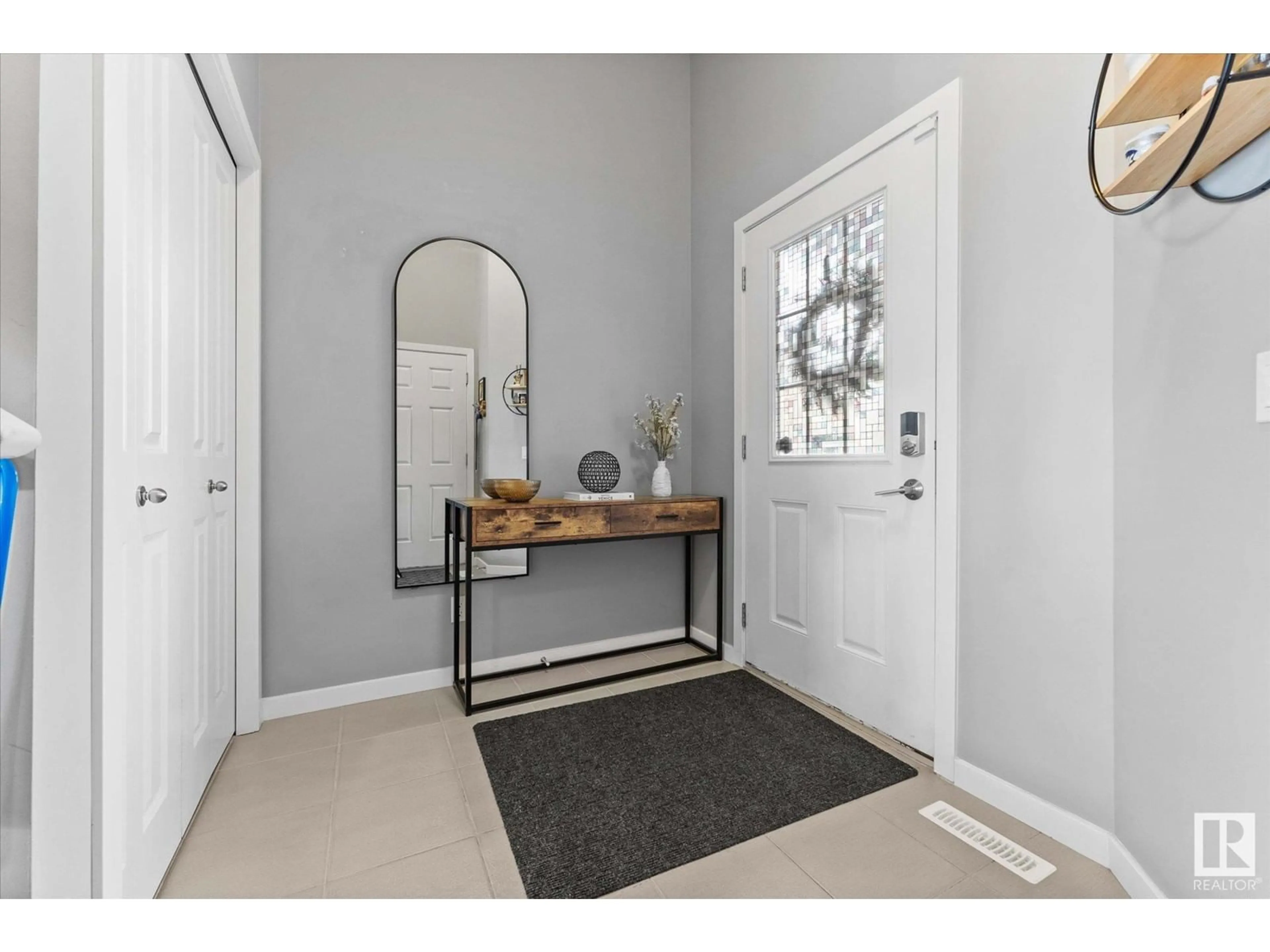 Indoor entryway for 6125 176 AV, Edmonton Alberta T5Y3P1