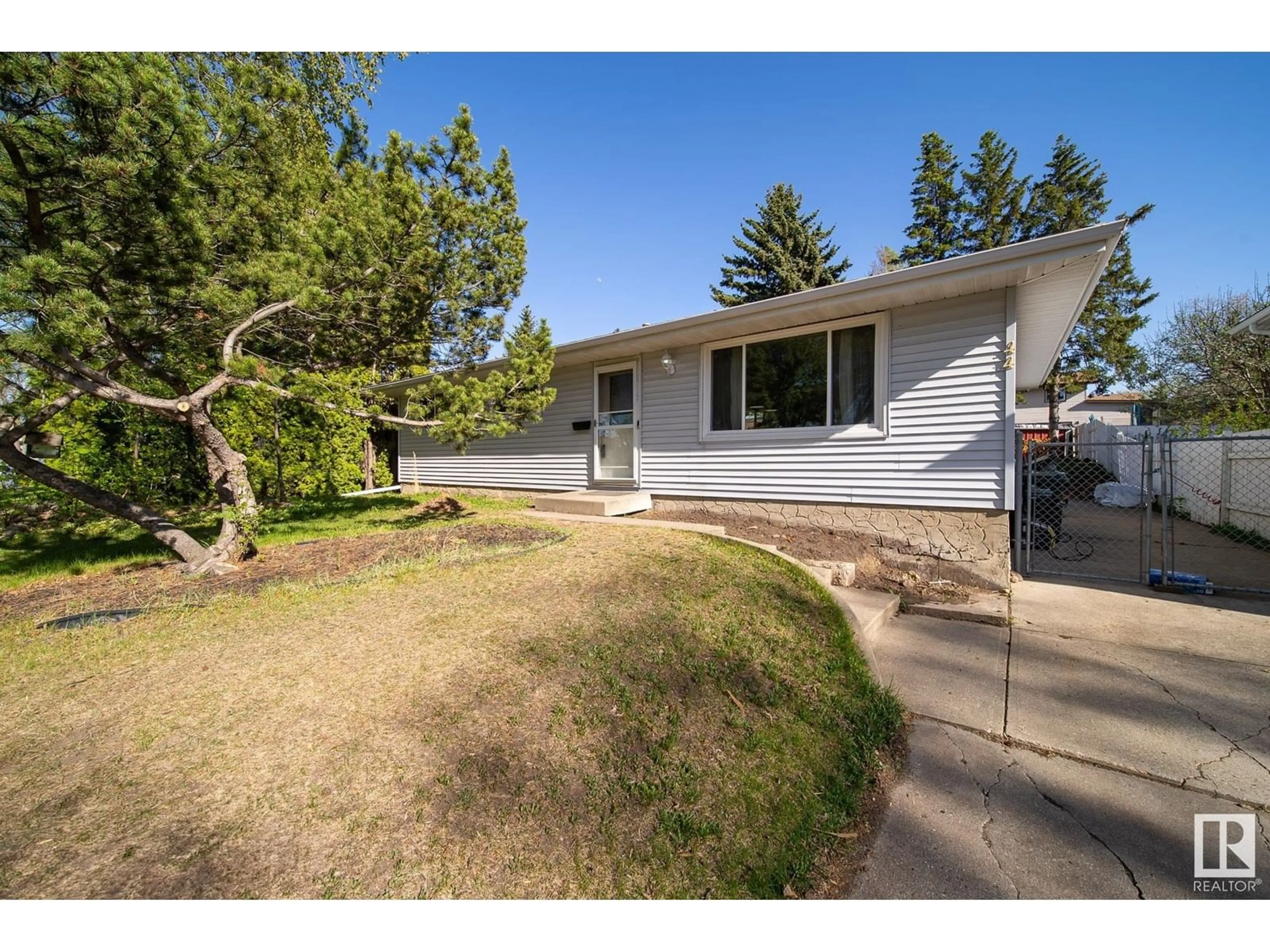 Unknown for 44 MARION DR, Sherwood Park Alberta T8A0M1