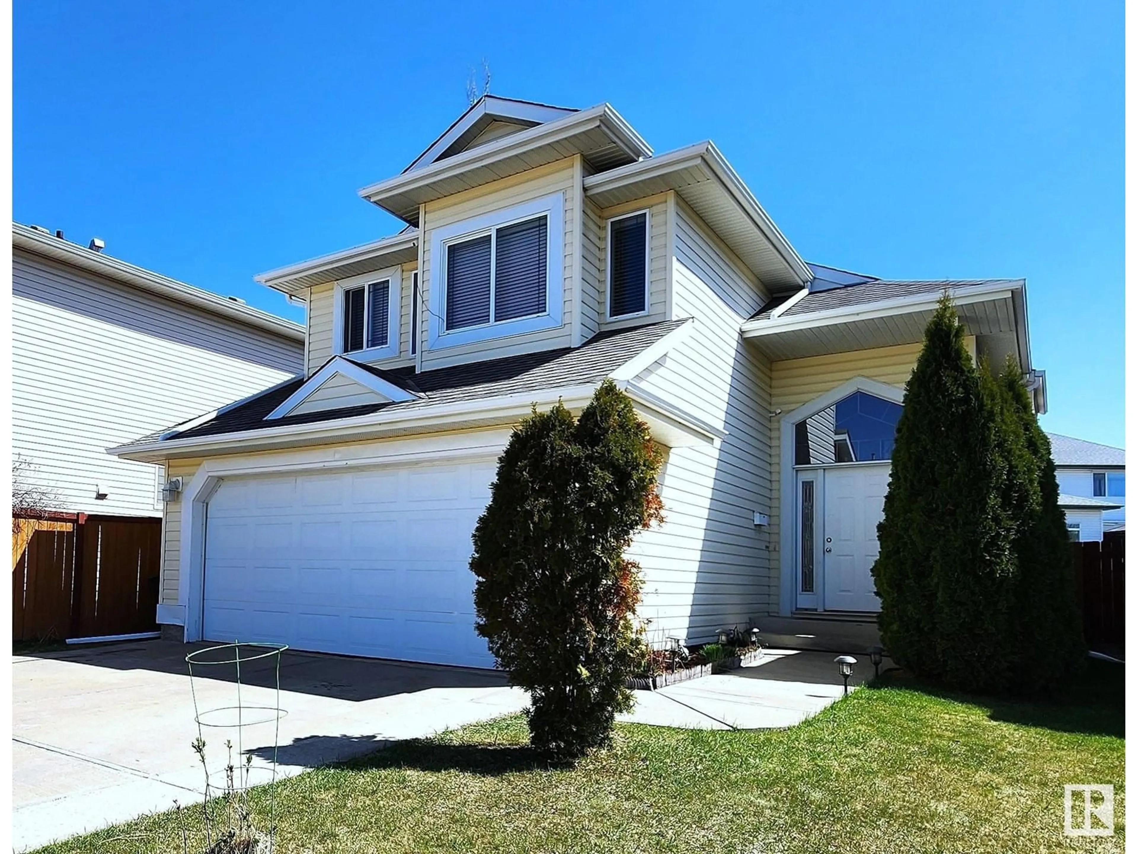 Home with vinyl exterior material, street for 3709 22A ST, Edmonton Alberta T6T1V7