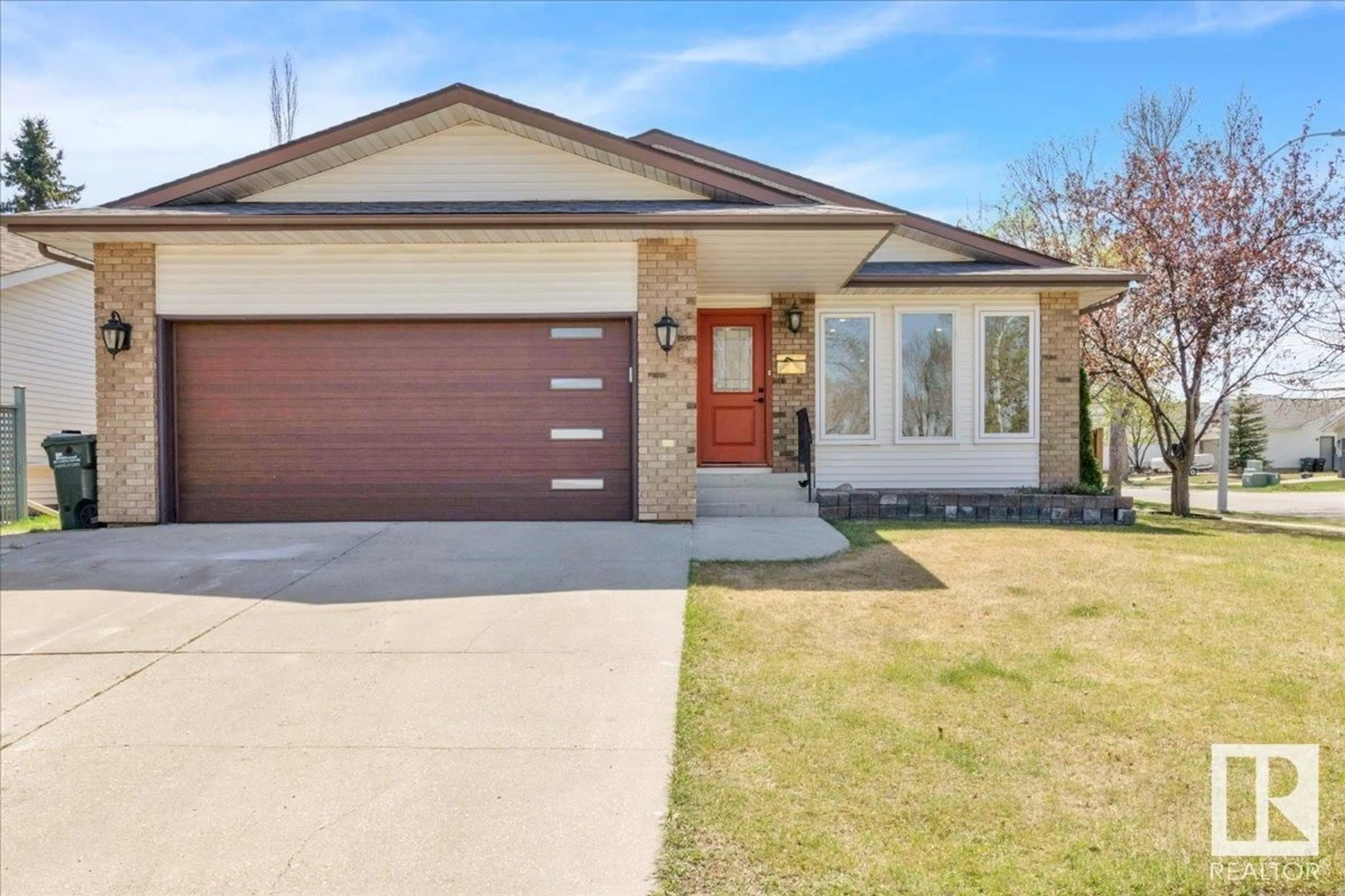 Home with brick exterior material, street for 1 COACHMAN PL, Sherwood Park Alberta T8H1C1