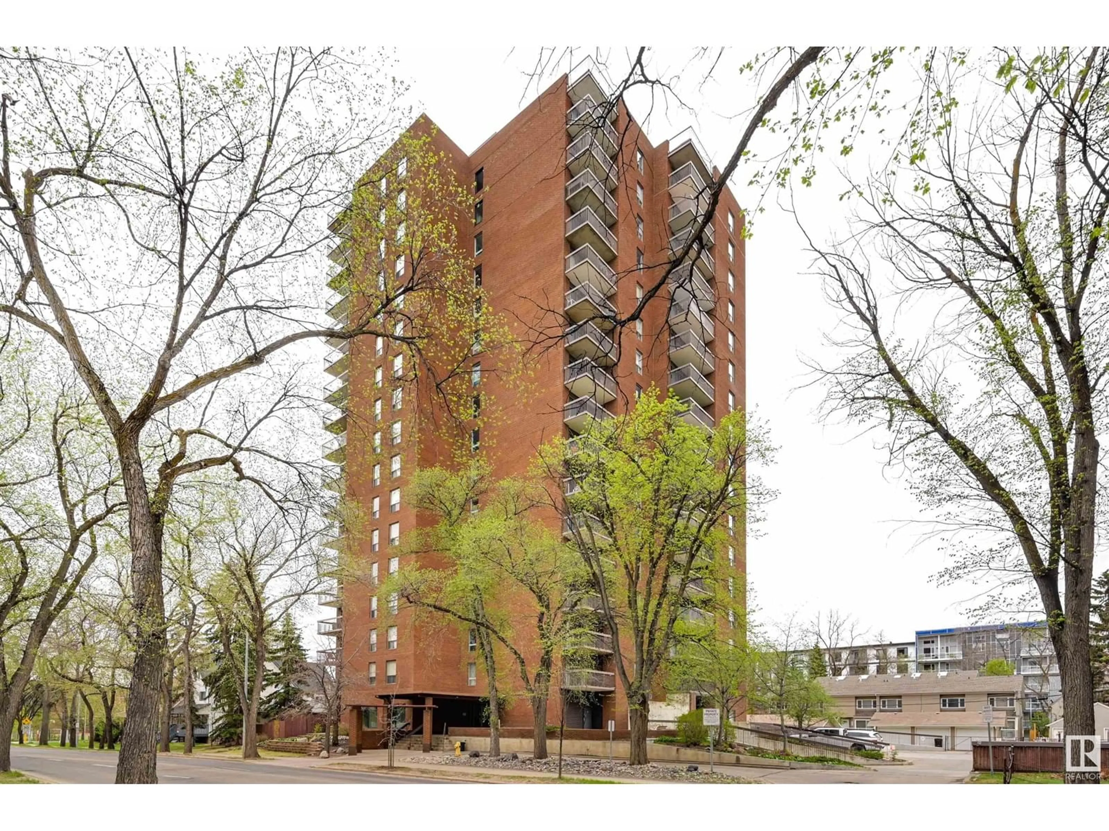 Unknown for 903 - 11027 87 AV, Edmonton Alberta T6G2P9
