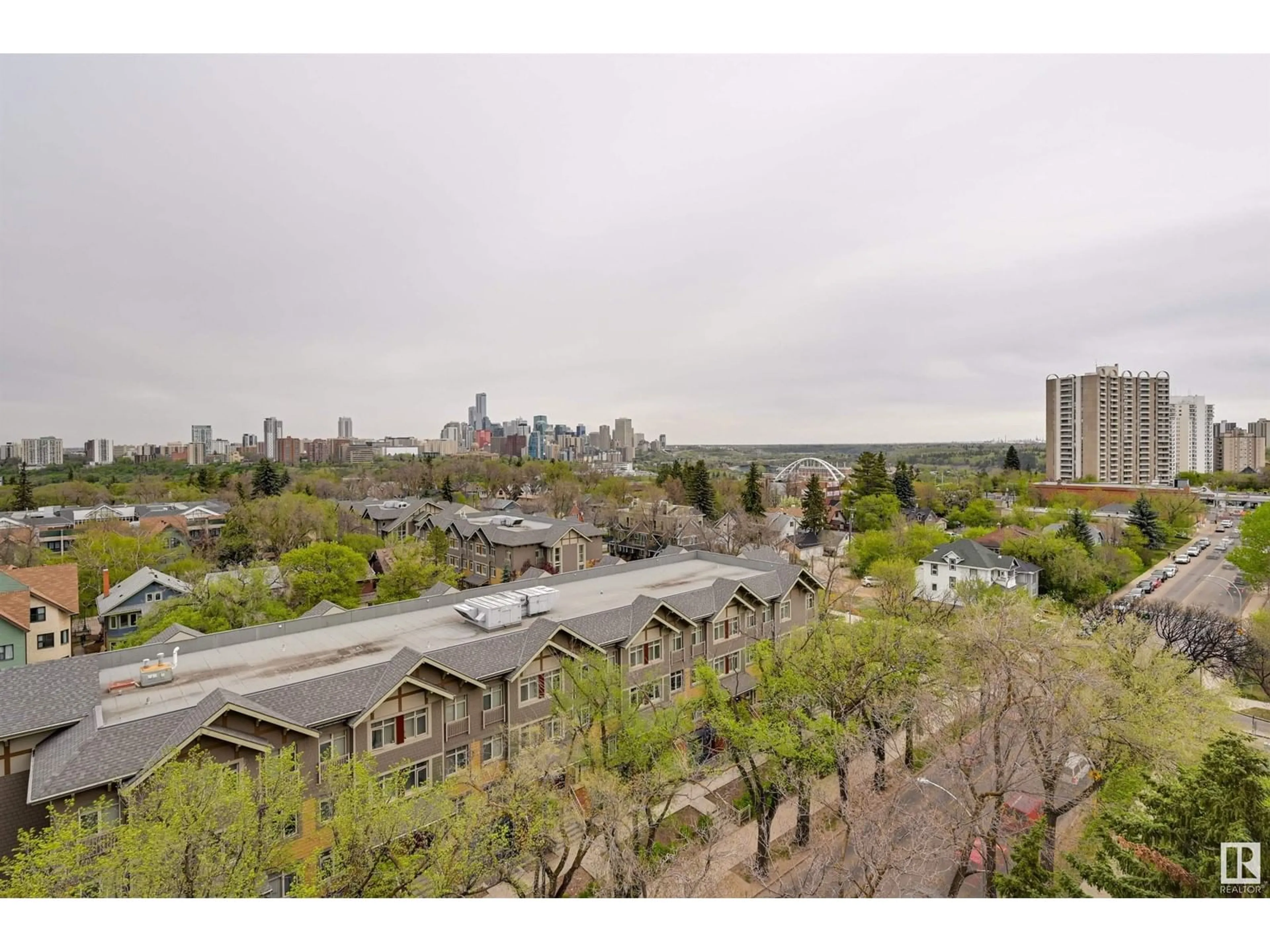 A pic from outside/outdoor area/front of a property/back of a property/a pic from drone, city buildings view from balcony for 903 - 11027 87 AV, Edmonton Alberta T6G2P9
