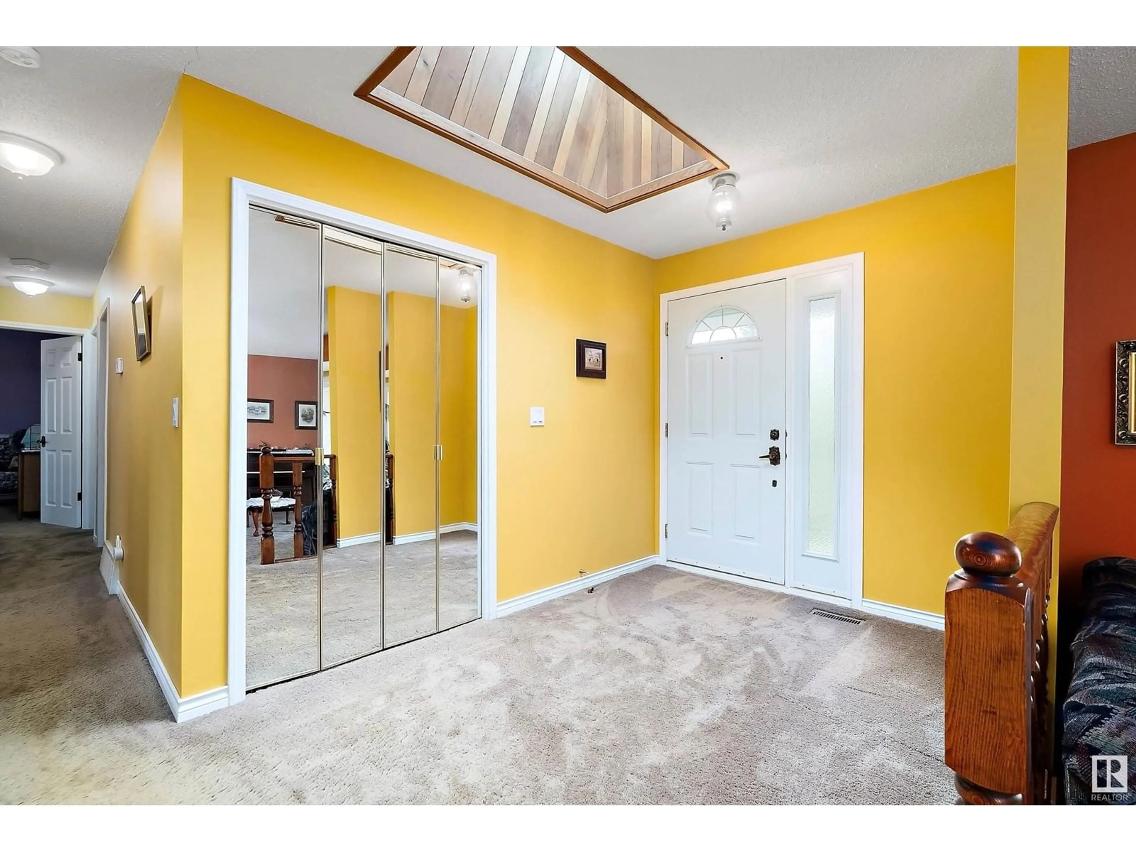 Indoor entryway for 52510 - 313 RGE ROAD 213, Rural Strathcona County Alberta T8G2E5