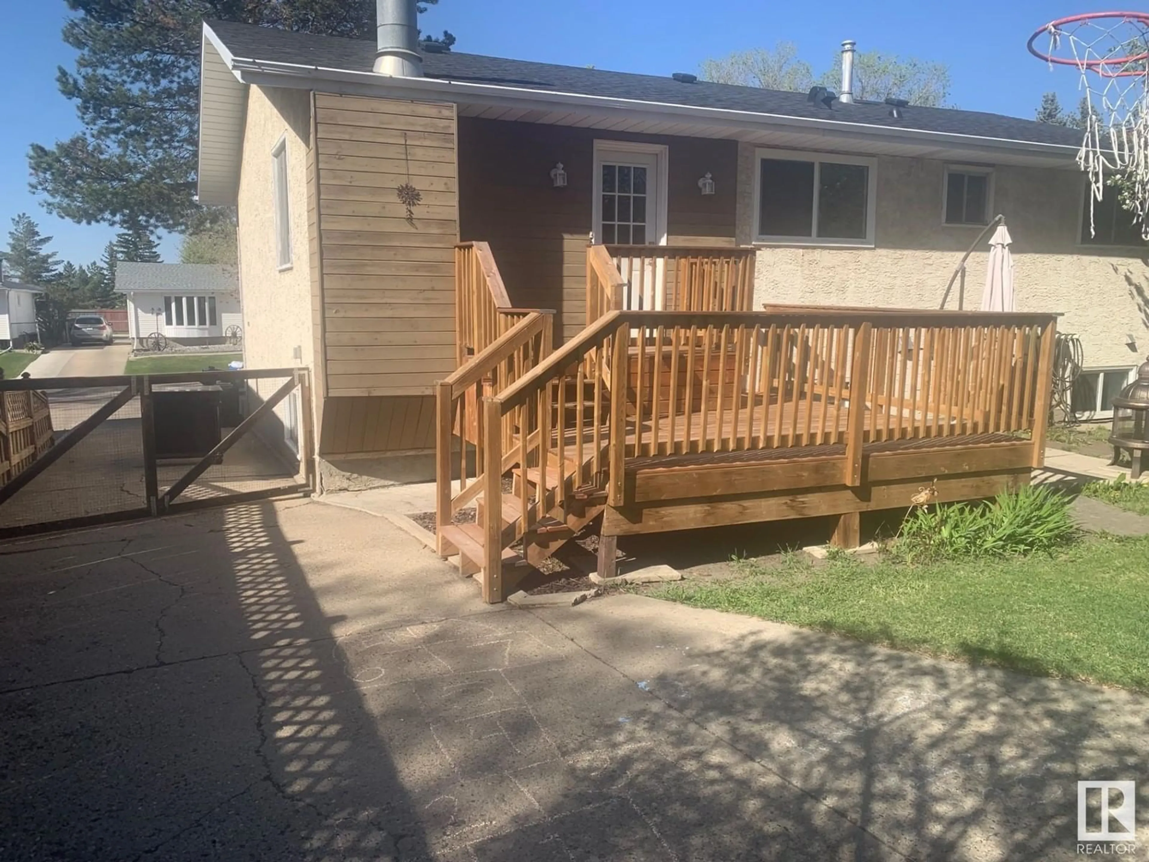 Patio, street for 33 GREYSTONE CR, Sherwood Park Alberta T8A3E3