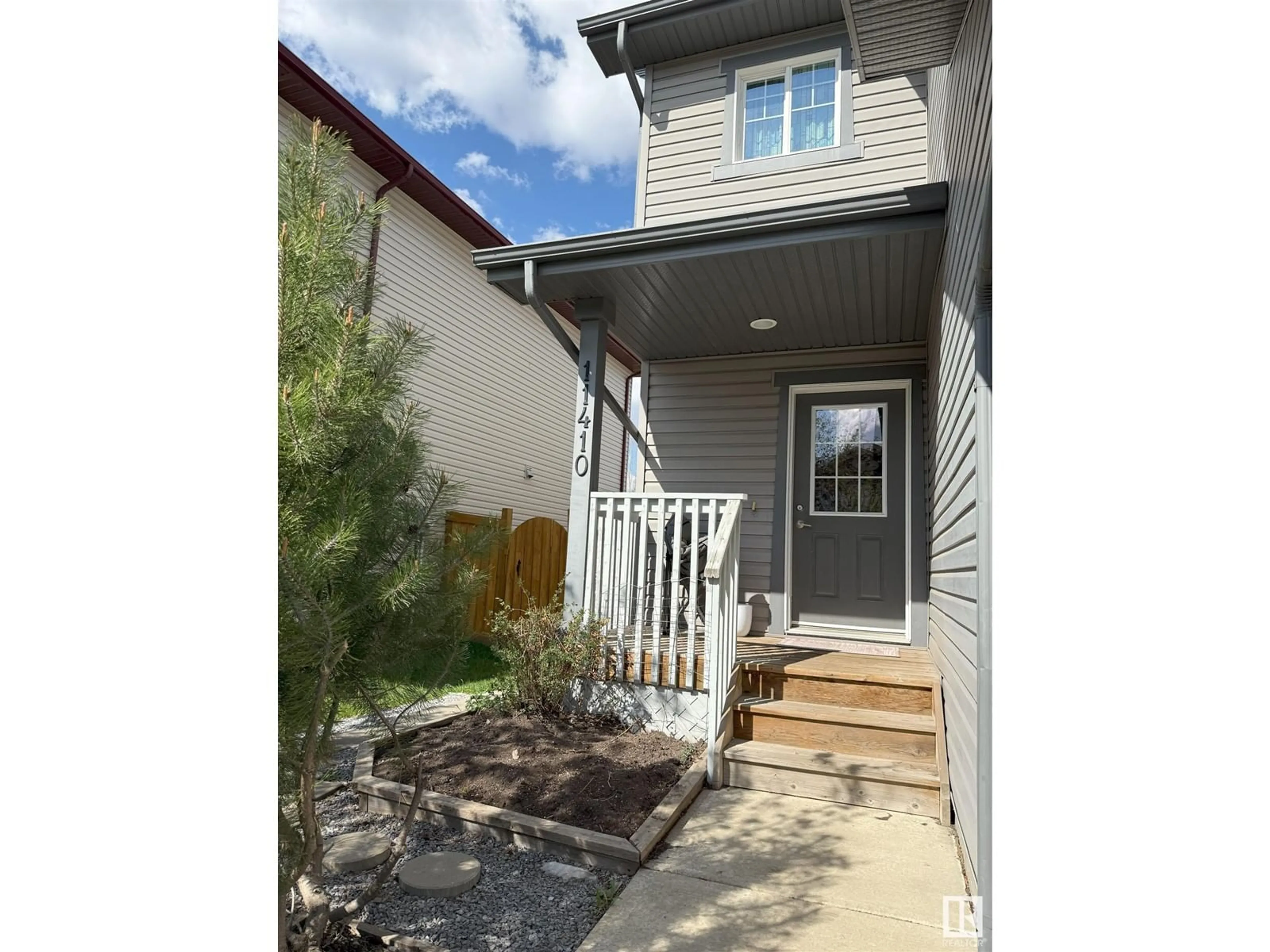 Unknown for 11410 14 AV, Edmonton Alberta T6W0N5
