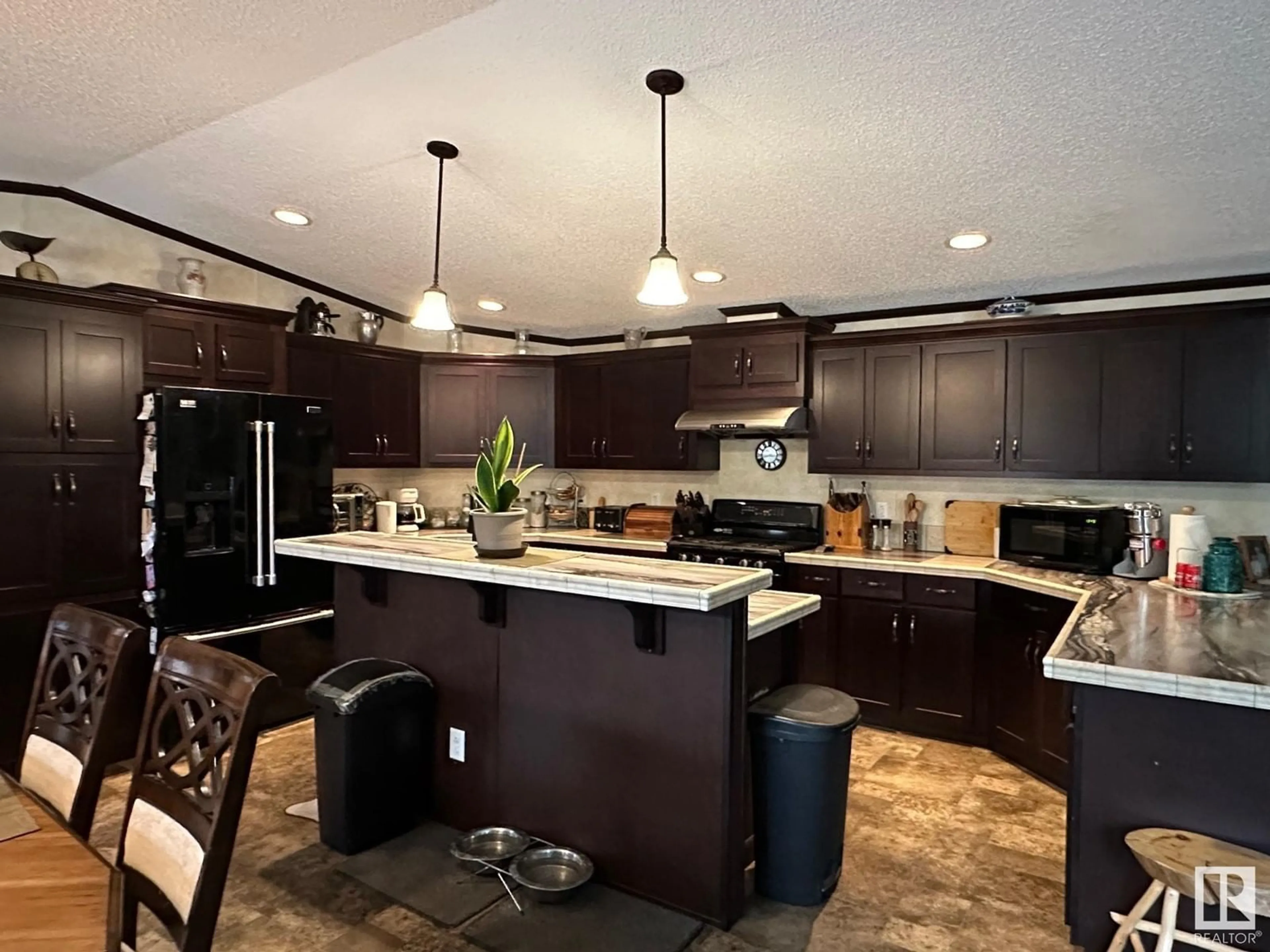 Contemporary kitchen, ceramic/tile floor for 63308 RNG RD 433, Rural Bonnyville M.D. Alberta T9M1P3