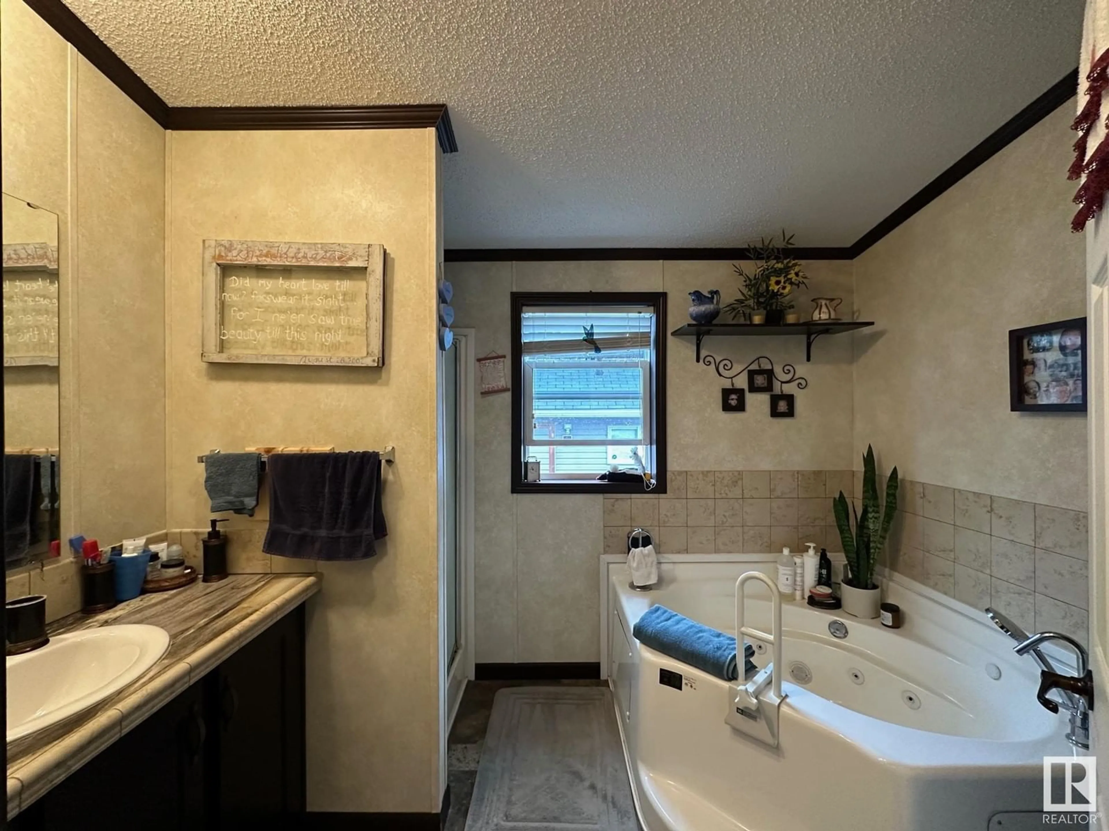 Contemporary bathroom, ceramic/tile floor for 63308 RNG RD 433, Rural Bonnyville M.D. Alberta T9M1P3