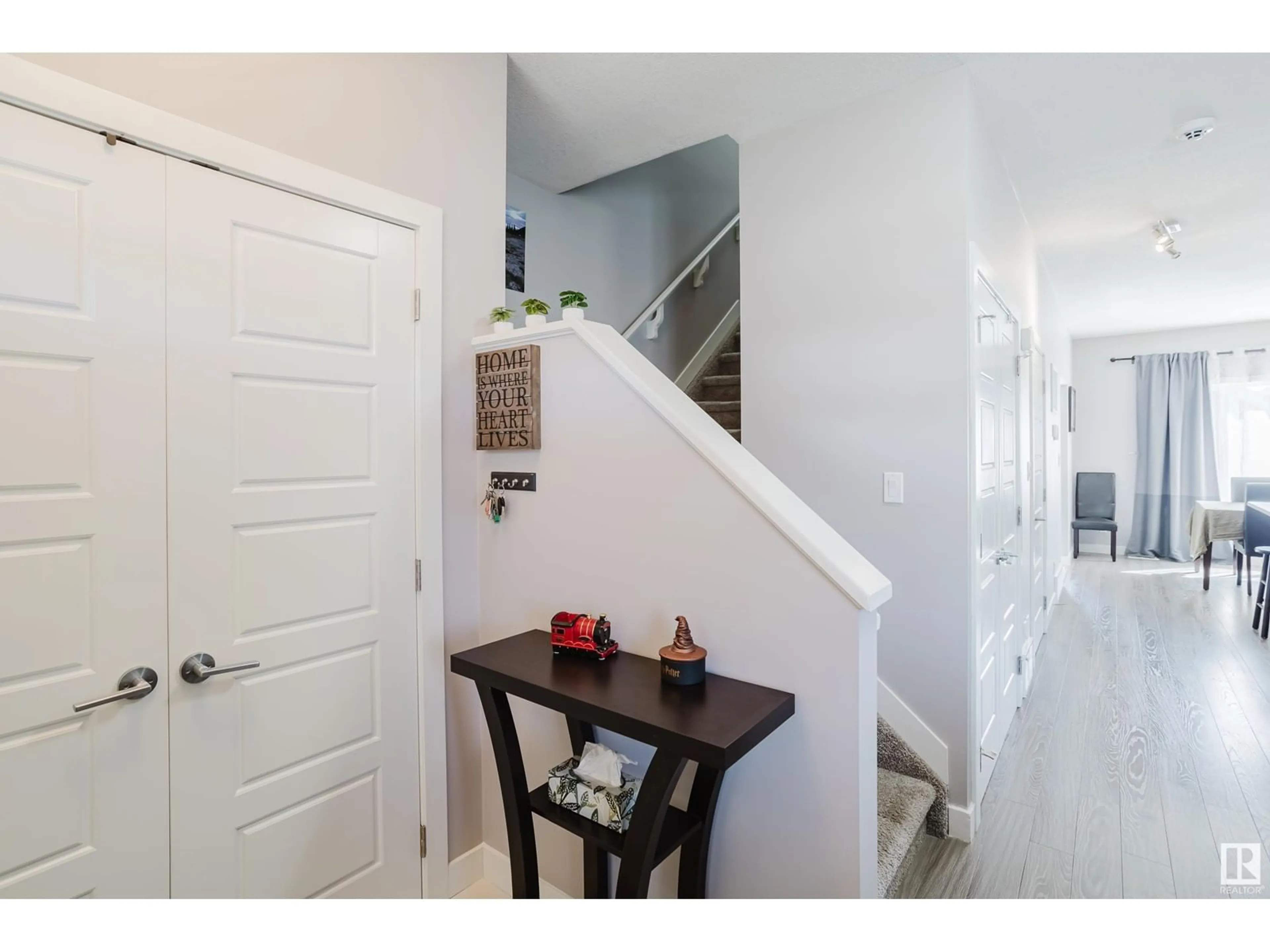 Indoor entryway for 3601 49 AV, Beaumont Alberta T4X2B5