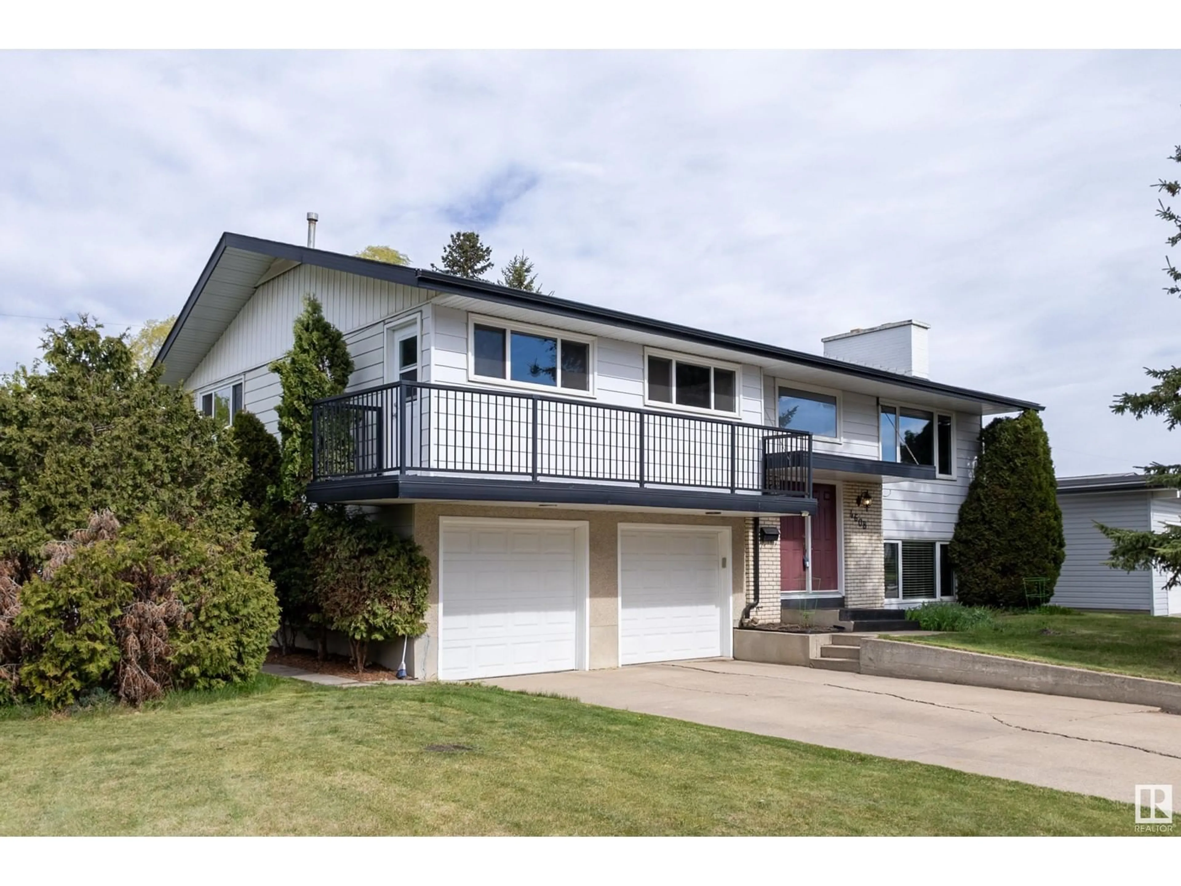 Home with vinyl exterior material, street for 4608 111A ST, Edmonton Alberta T6H3G5