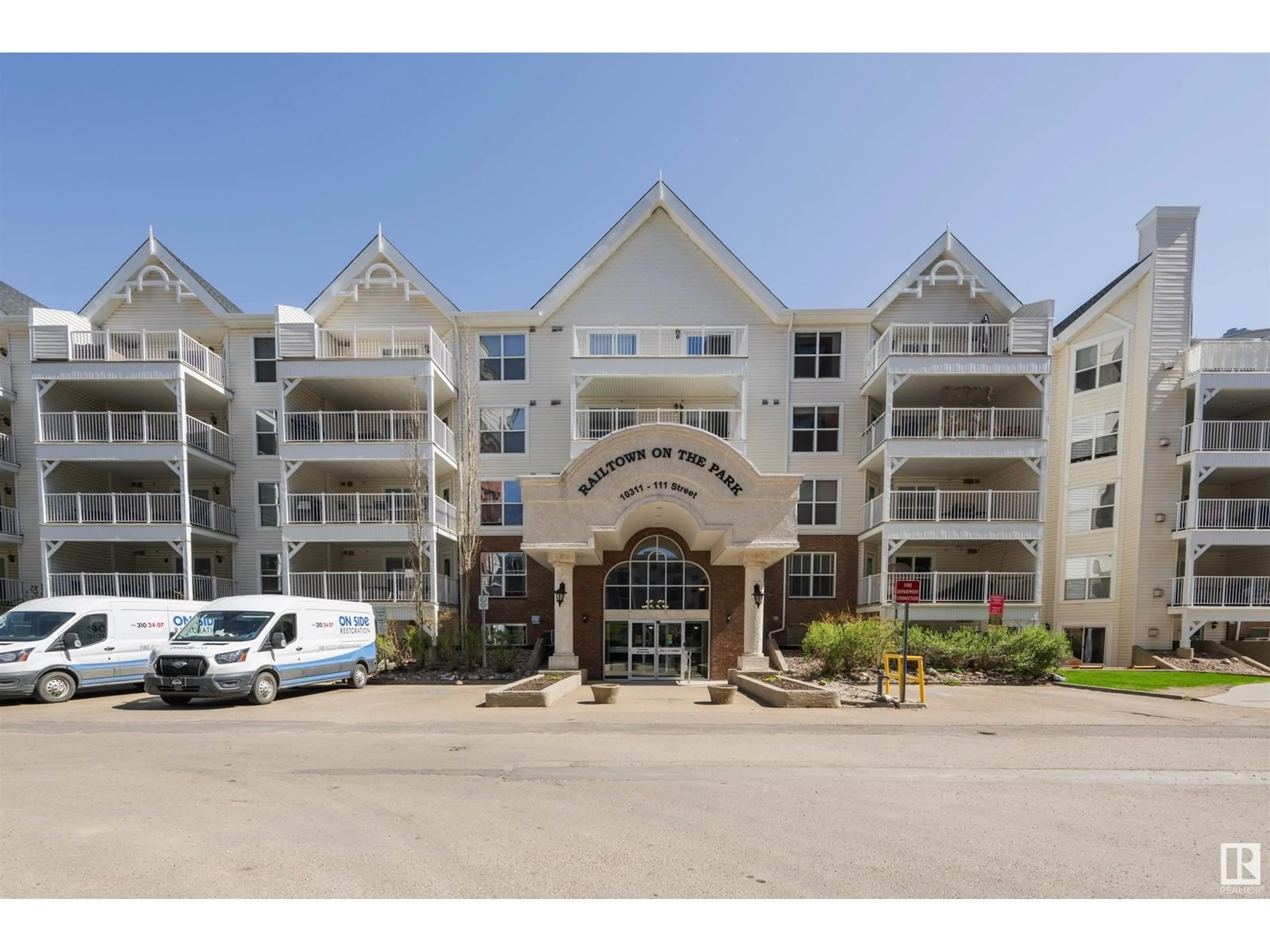 Indoor foyer for 510 - 10311 111 ST NW, Edmonton Alberta T5K2Y8
