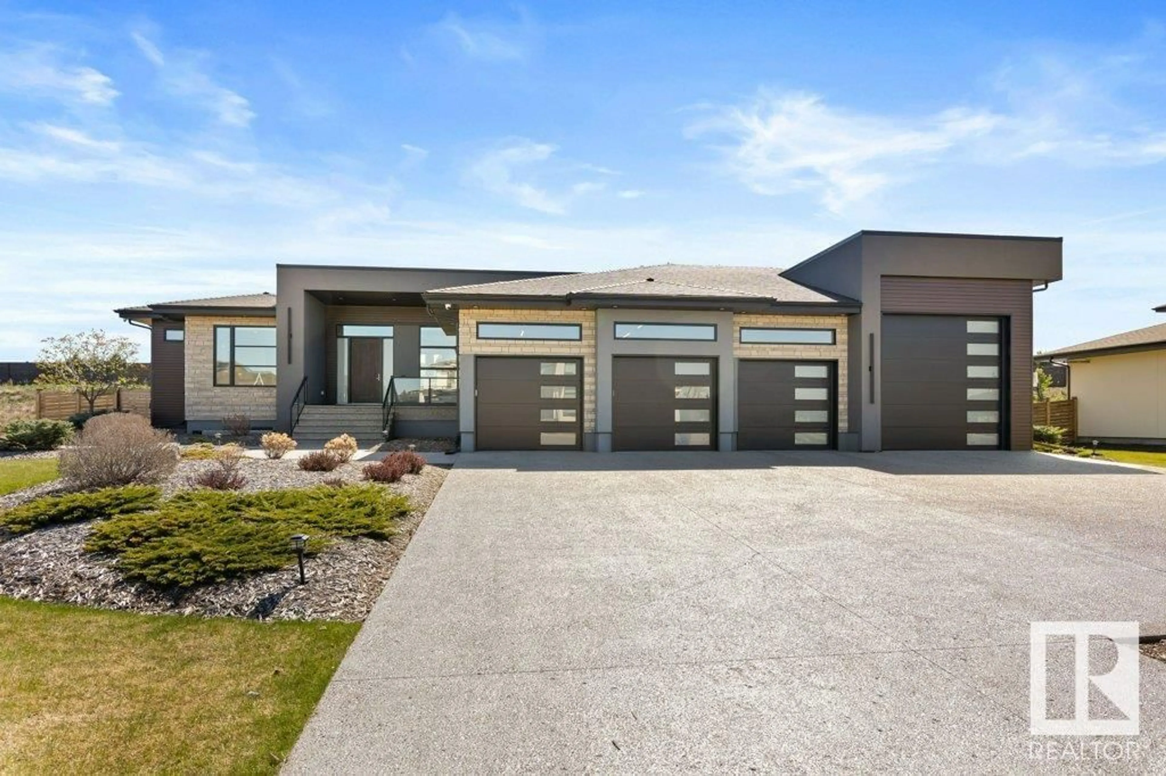 Unknown for 25122 - 247 STURGEON RD, Rural Sturgeon County Alberta T8T1S6