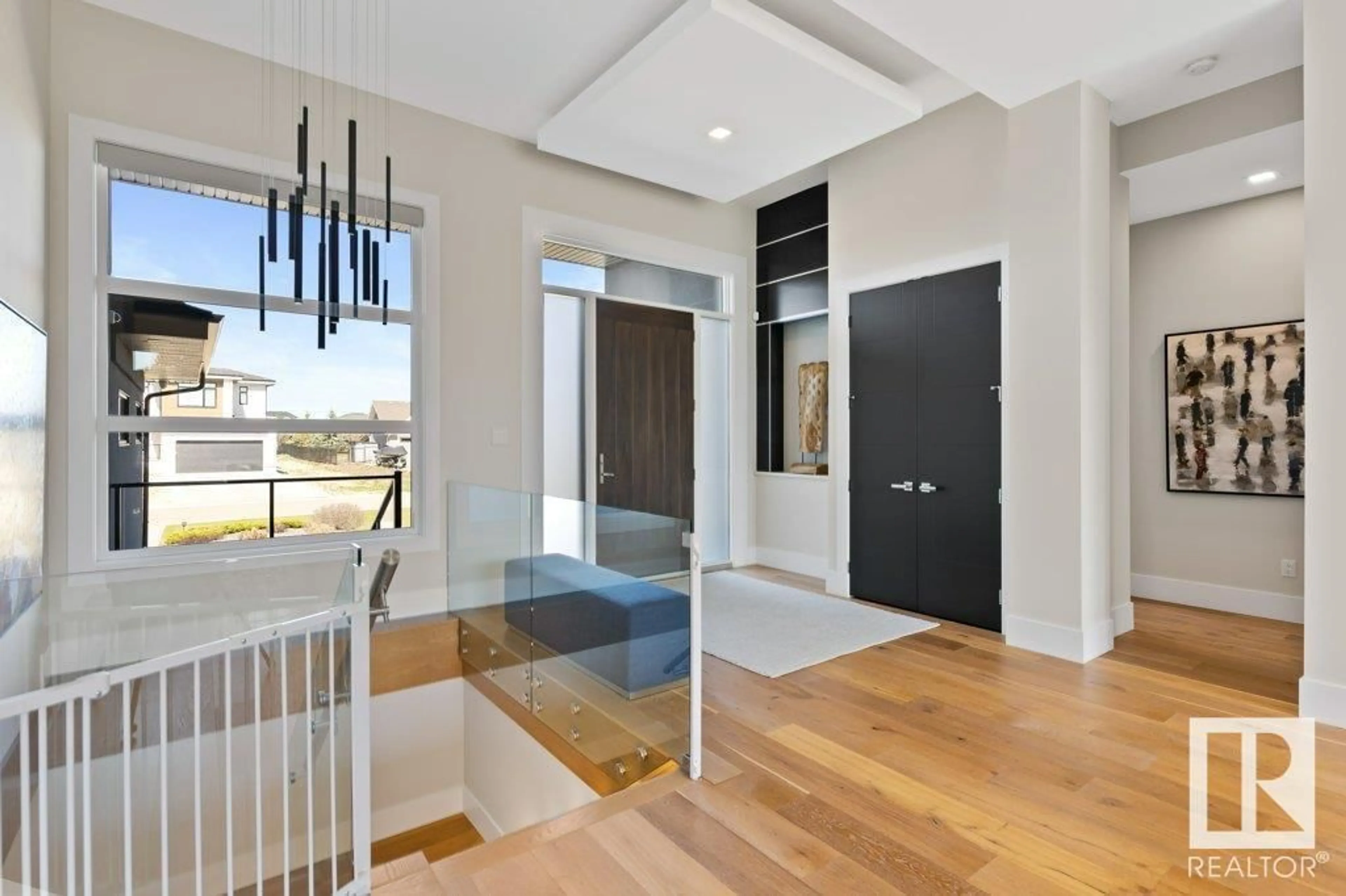 Indoor entryway for 25122 - 247 STURGEON RD, Rural Sturgeon County Alberta T8T1S6