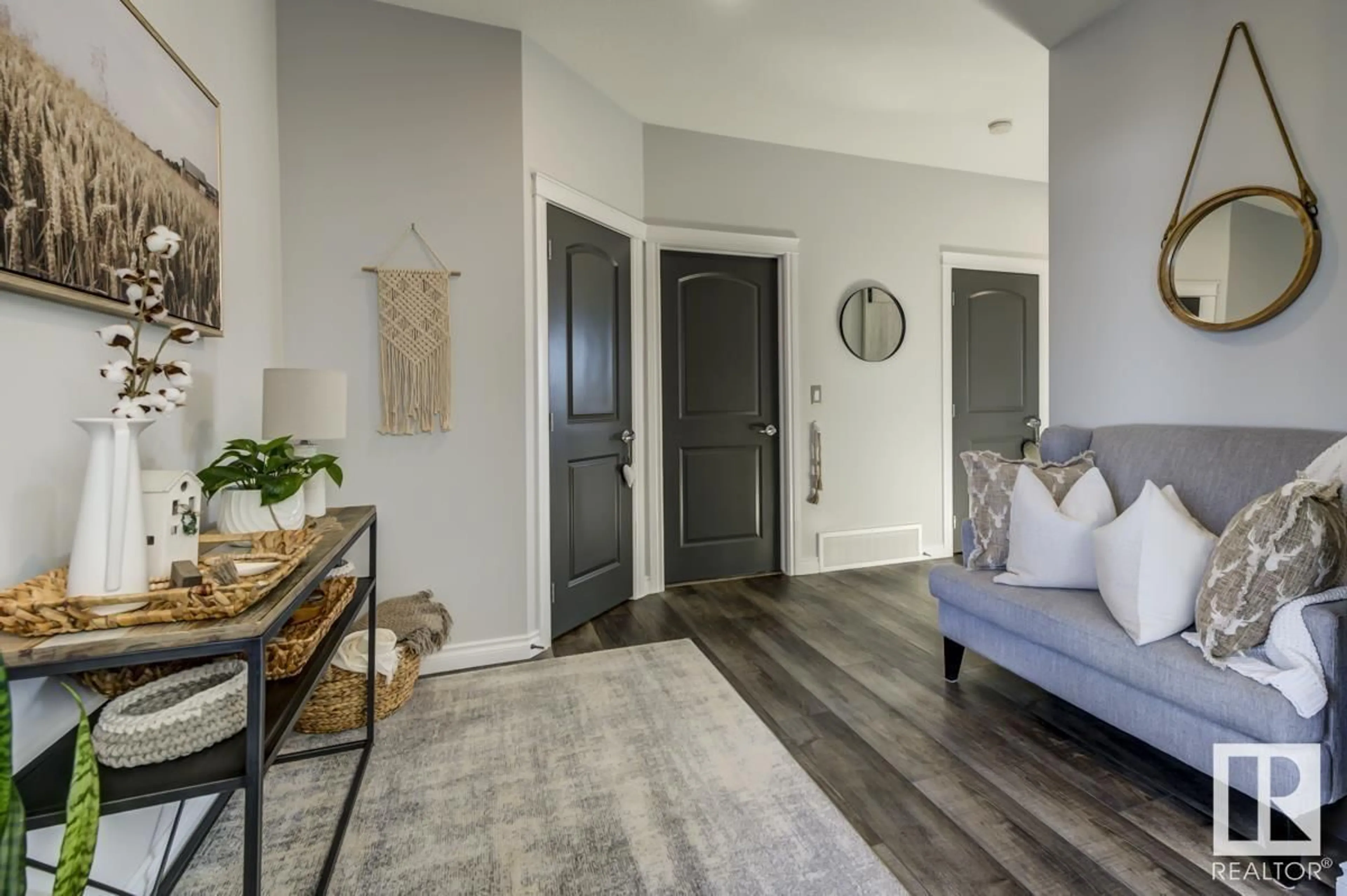 Indoor entryway for SW - 15659 16 AV, Edmonton Alberta T6W4S2