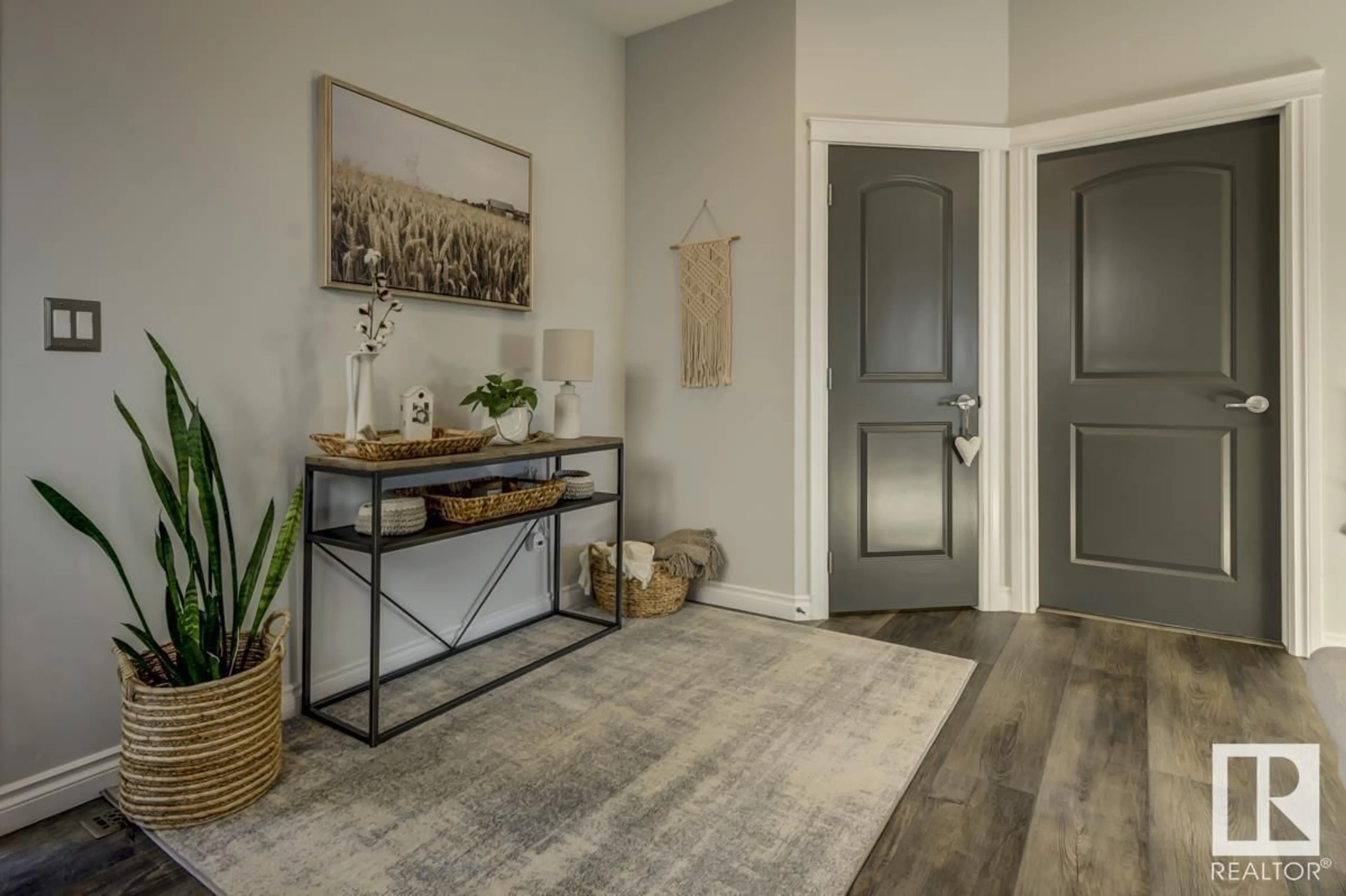 Indoor entryway for SW - 15659 16 AV, Edmonton Alberta T6W4S2