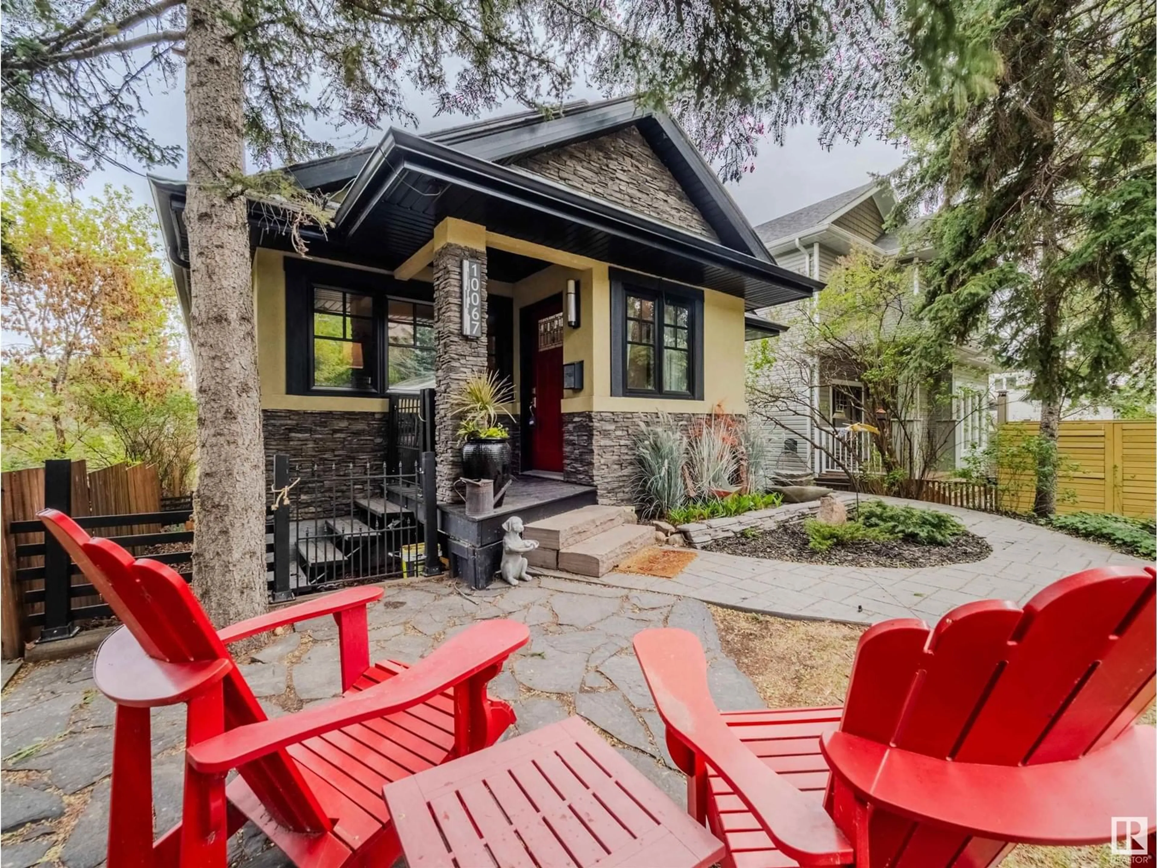 Home with brick exterior material, street for 10067 93 ST, Edmonton Alberta T5H1W6