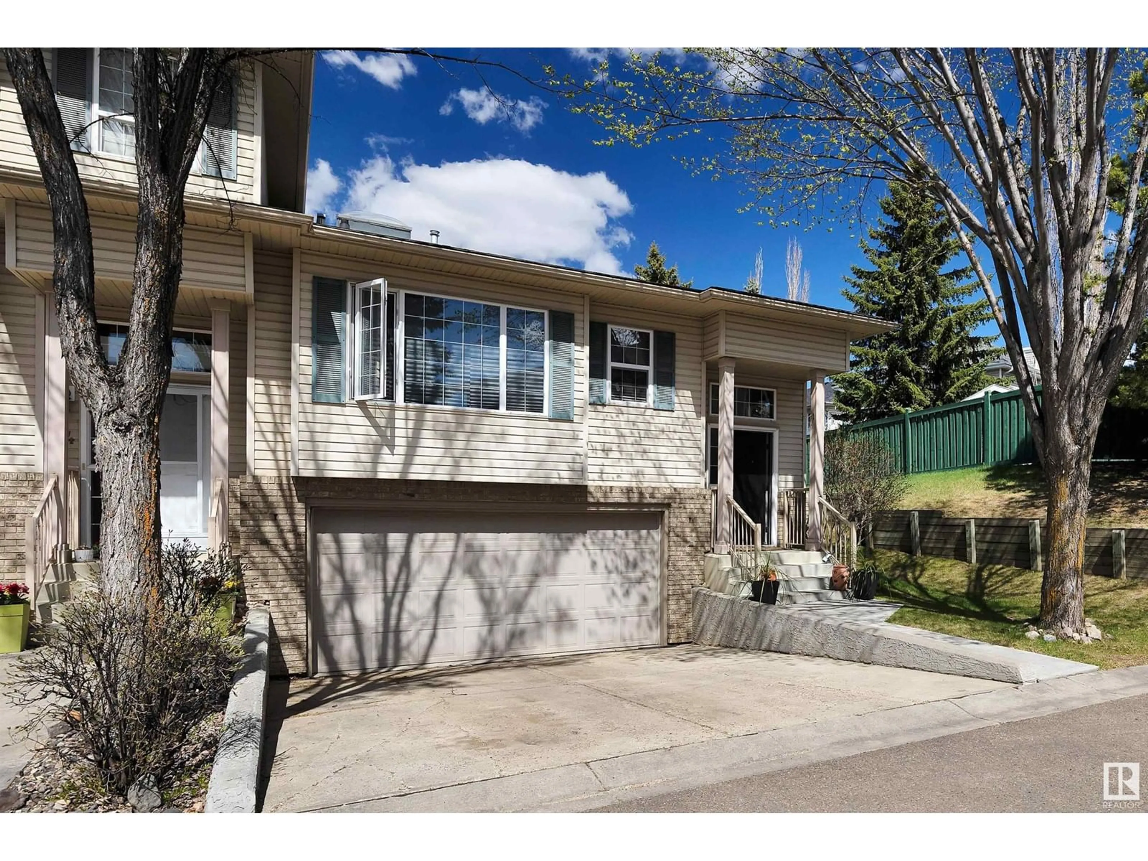 Unknown for 33 420 HUNTERS GREEN NW, Edmonton Alberta T6R2X3