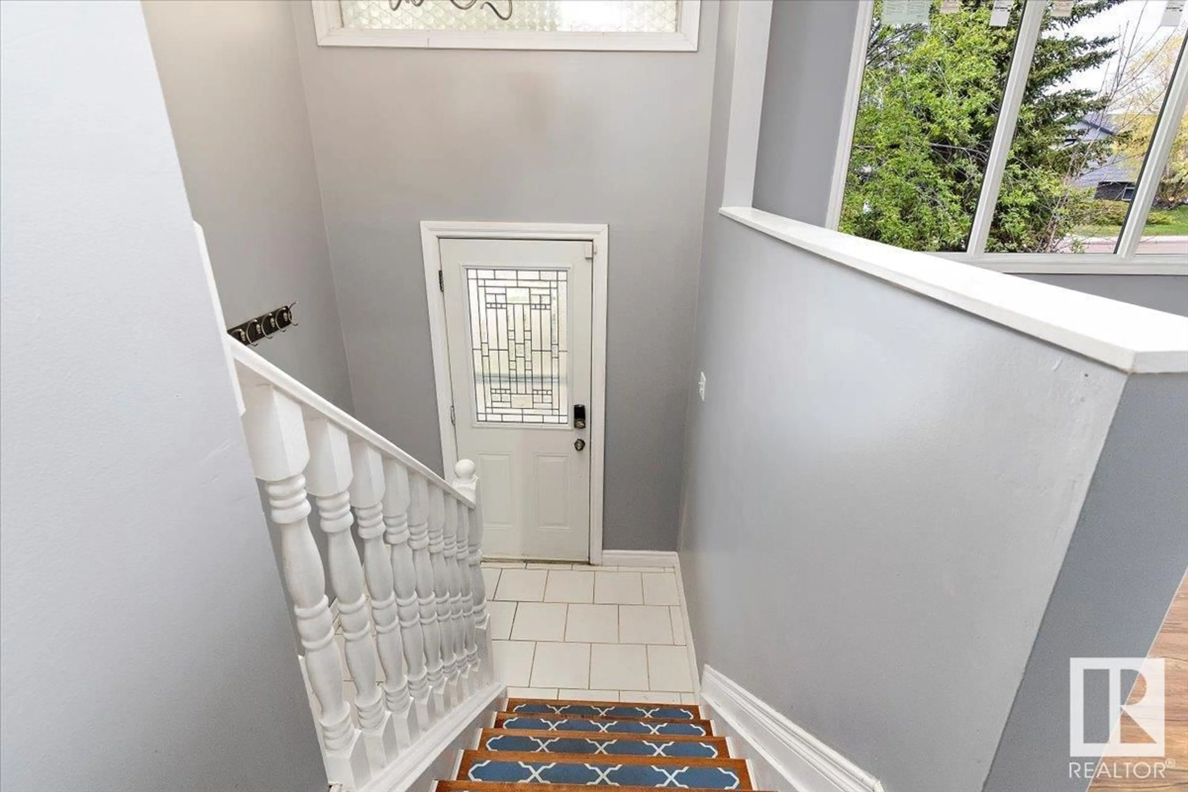 Indoor entryway for 4339 54 AV, Tofield Alberta T0B4J0