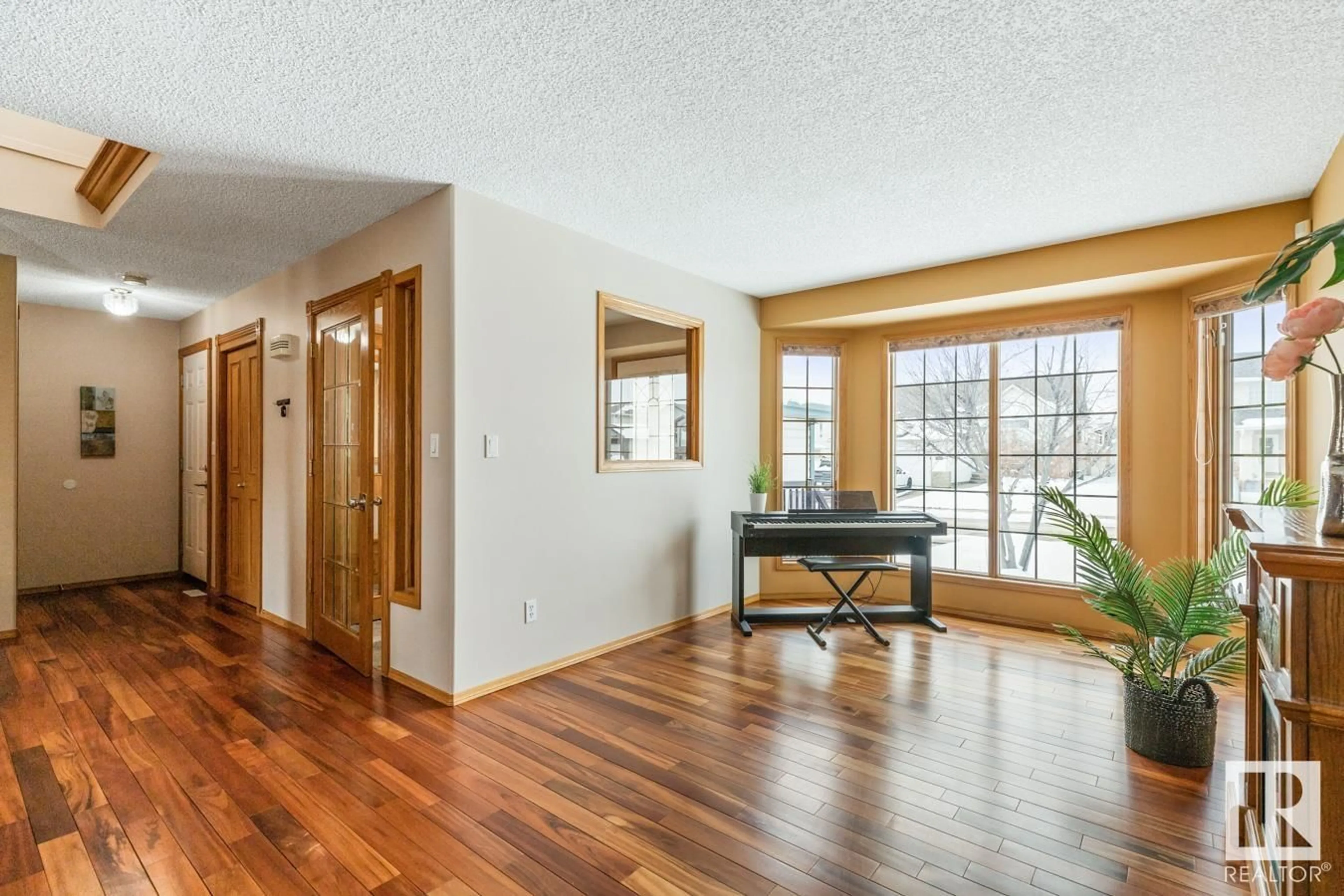 Unknown for 408 HOLLICK-KENYON RD, Edmonton Alberta T5Y2T9