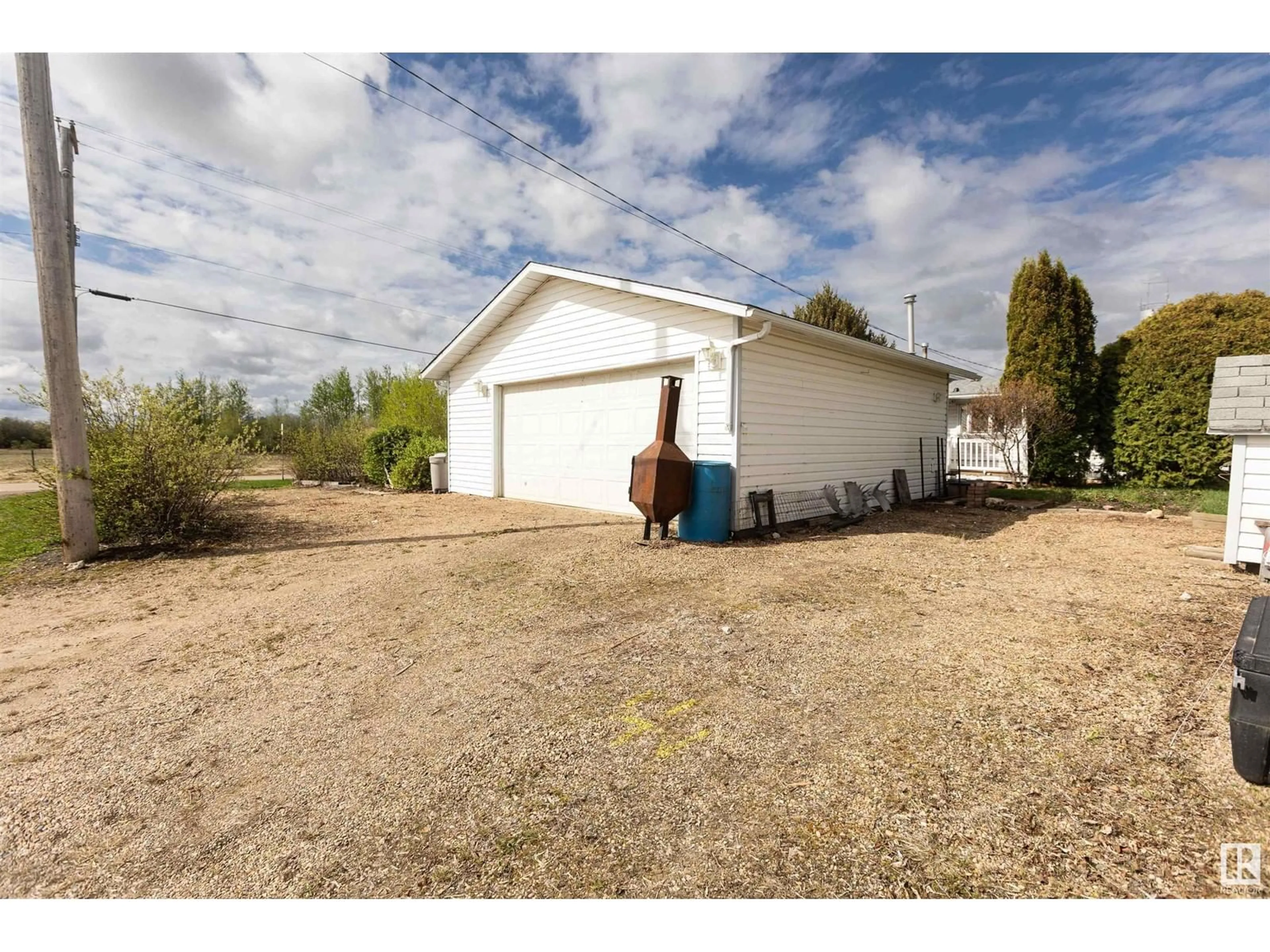 Unknown for 4703 48 ST, Clyde Alberta T0G0P0