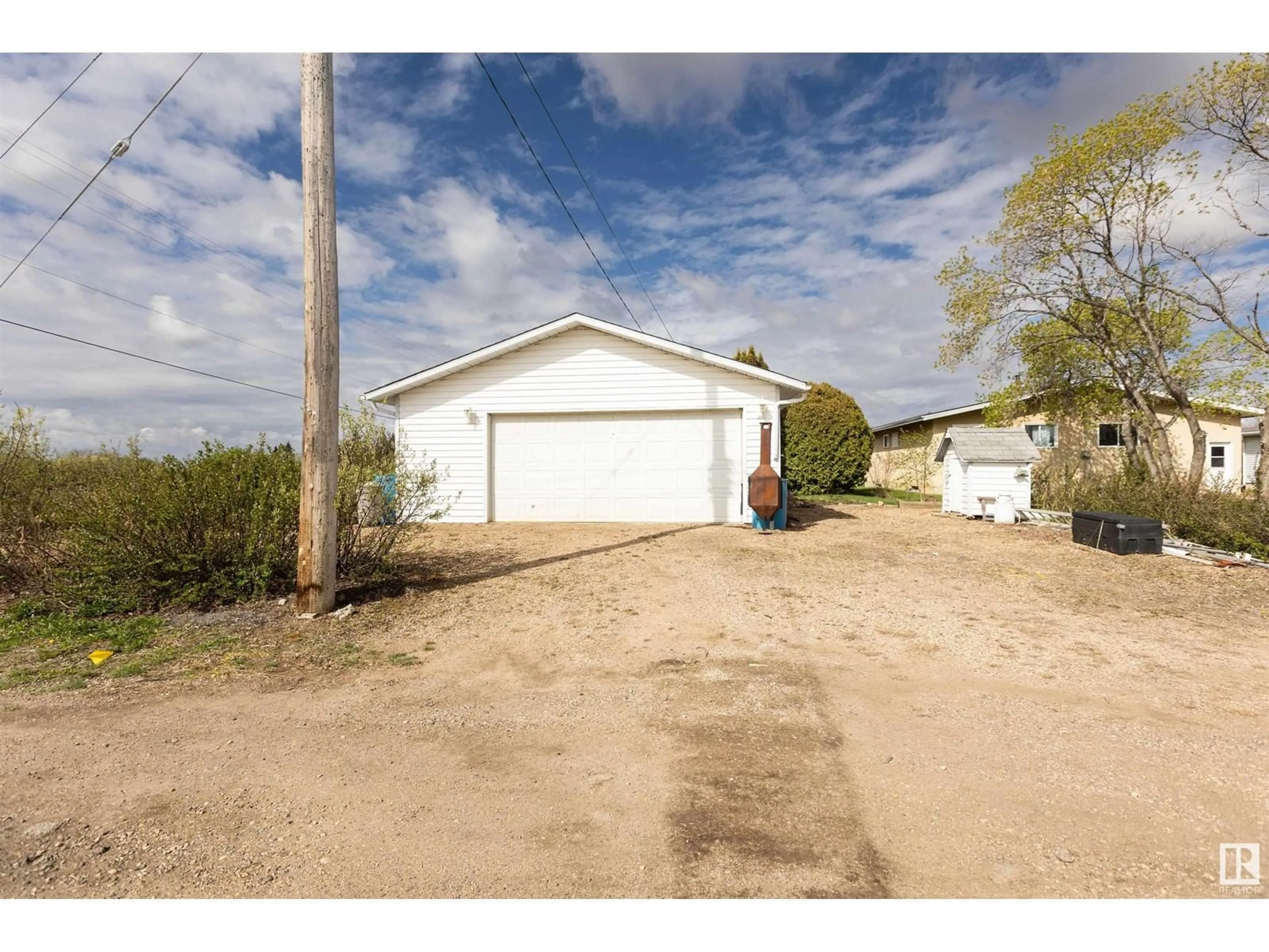 Unknown for 4703 48 ST, Clyde Alberta T0G0P0
