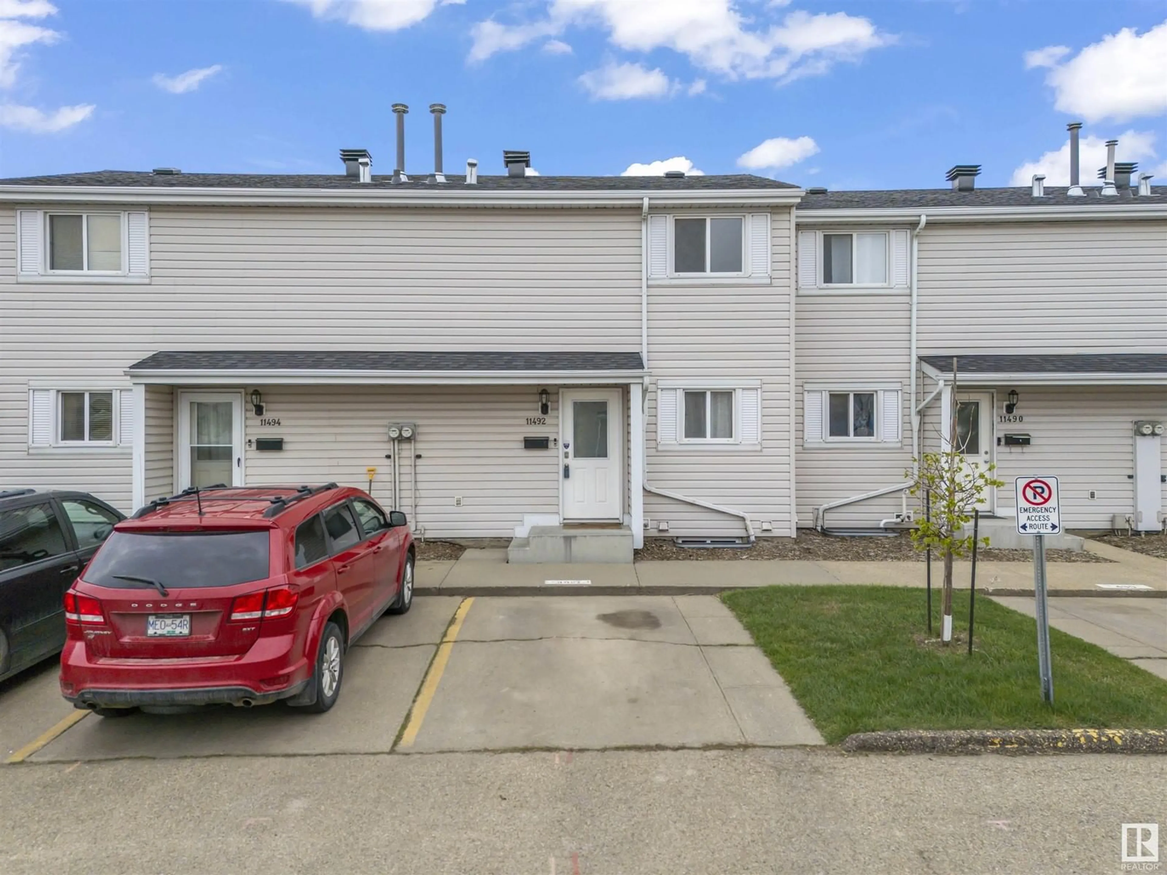 Unknown for 11492 139 AV, Edmonton Alberta T5X3L4