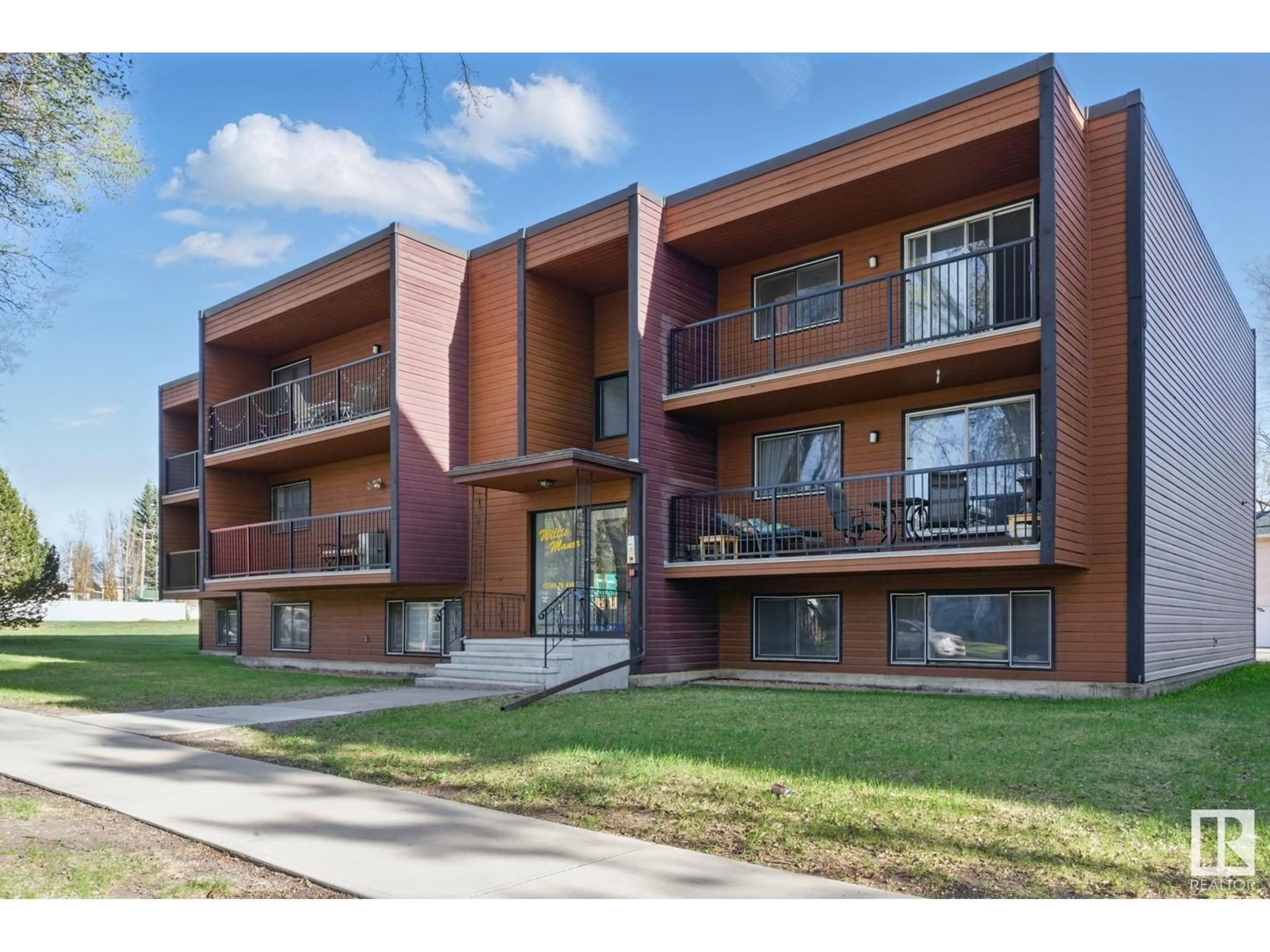 Home with brick exterior material, unknown for #301 - 10745 78 AVE, Edmonton Alberta T6E1P7