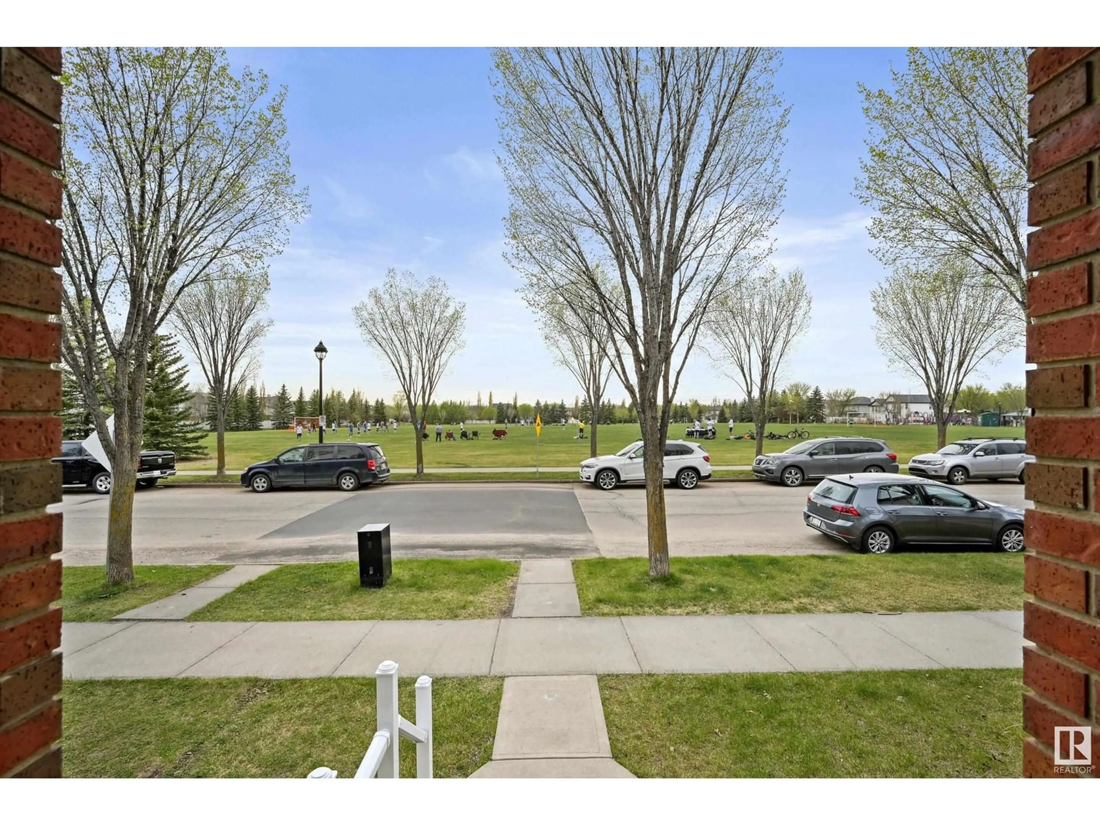 Unknown for NW - 1620 TOMLINSON CM, Edmonton Alberta T6R2Y7