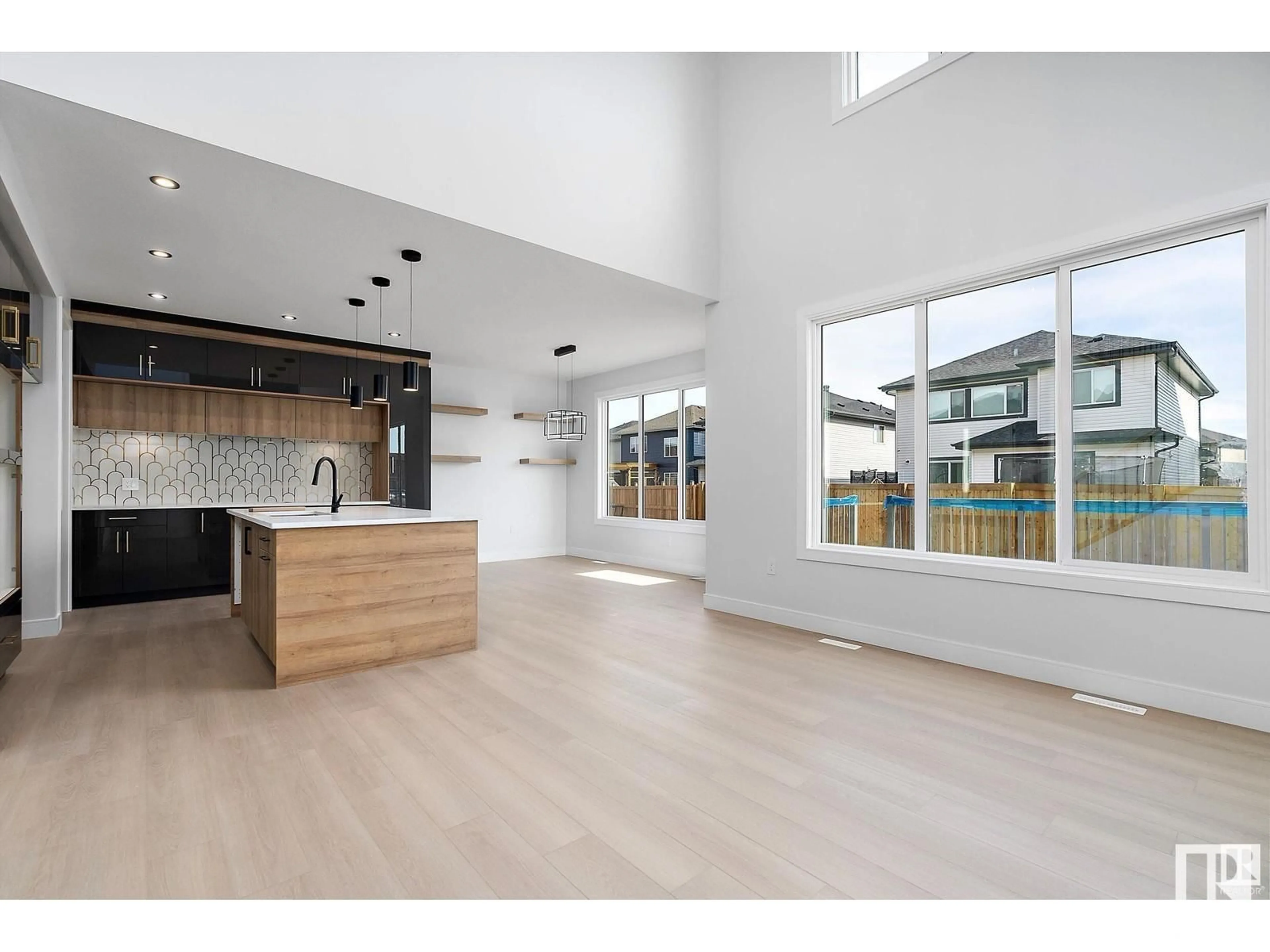 Open concept kitchen, unknown for 768 ASTORIA WY, Devon Alberta T9G0M7