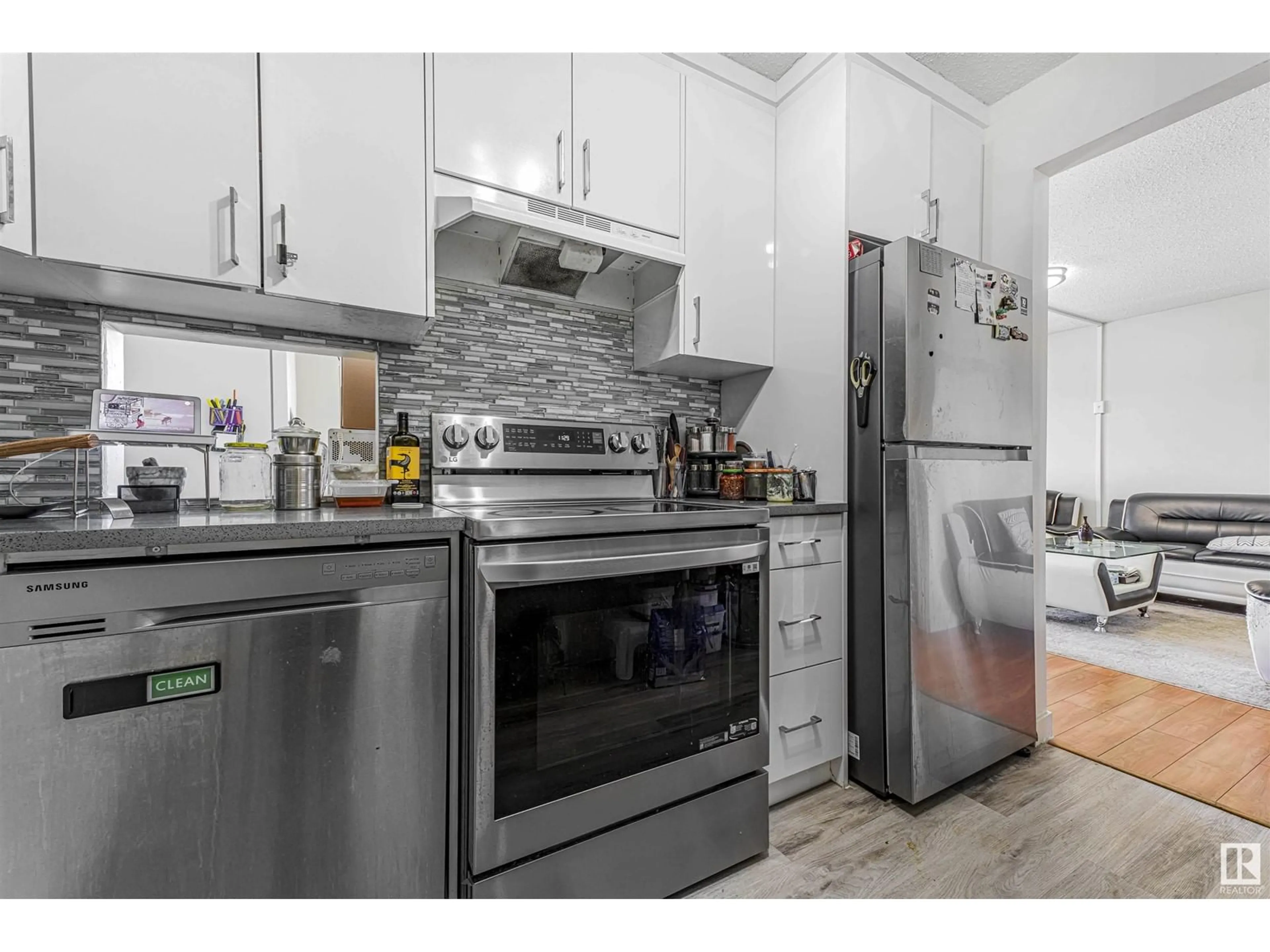 Unknown for #5 - 3855 76 ST, Edmonton Alberta T6K2P9