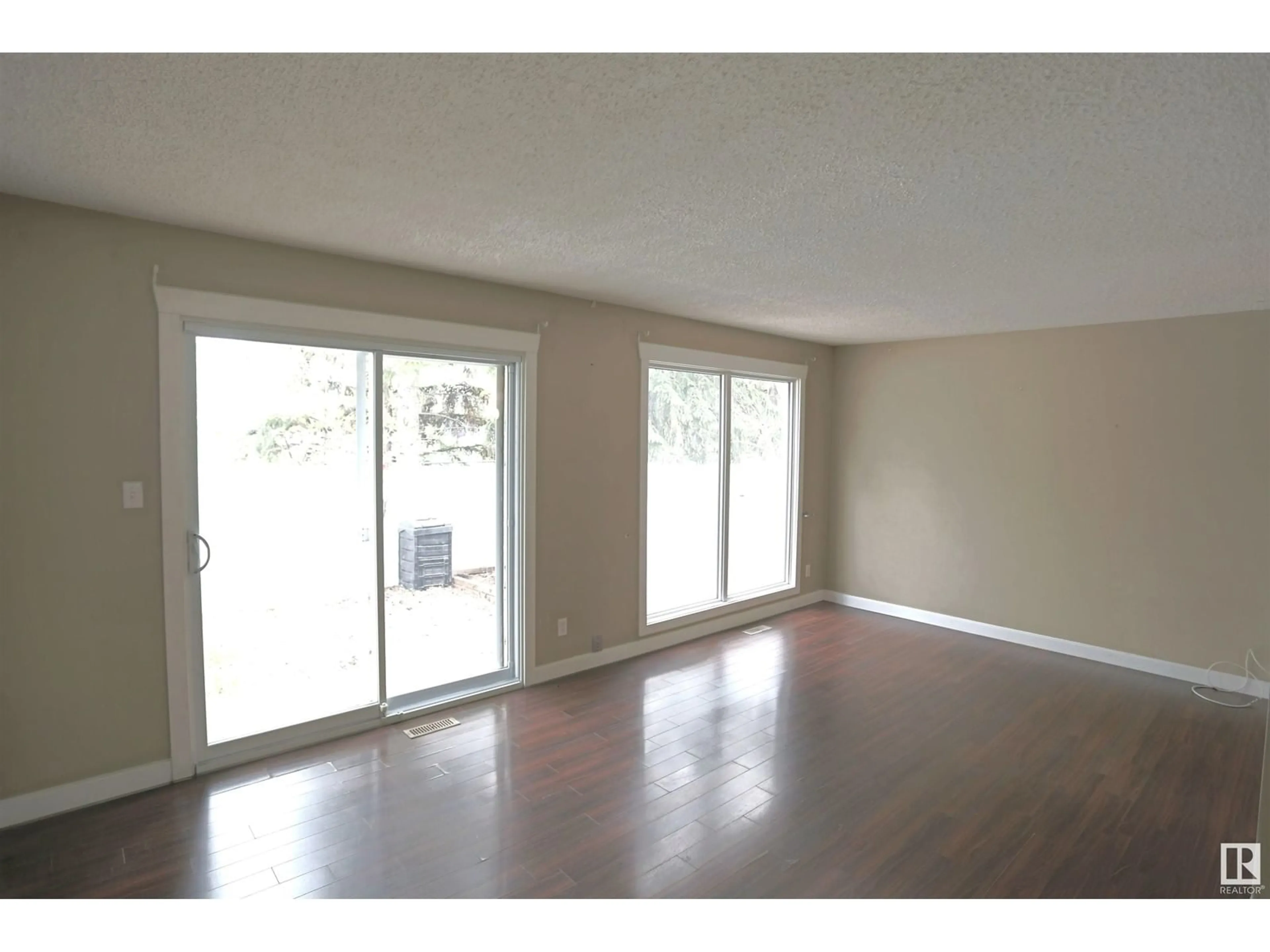 A pic of a room for #119 - 119 BROOKWOOD DR, Spruce Grove Alberta T7X1A5