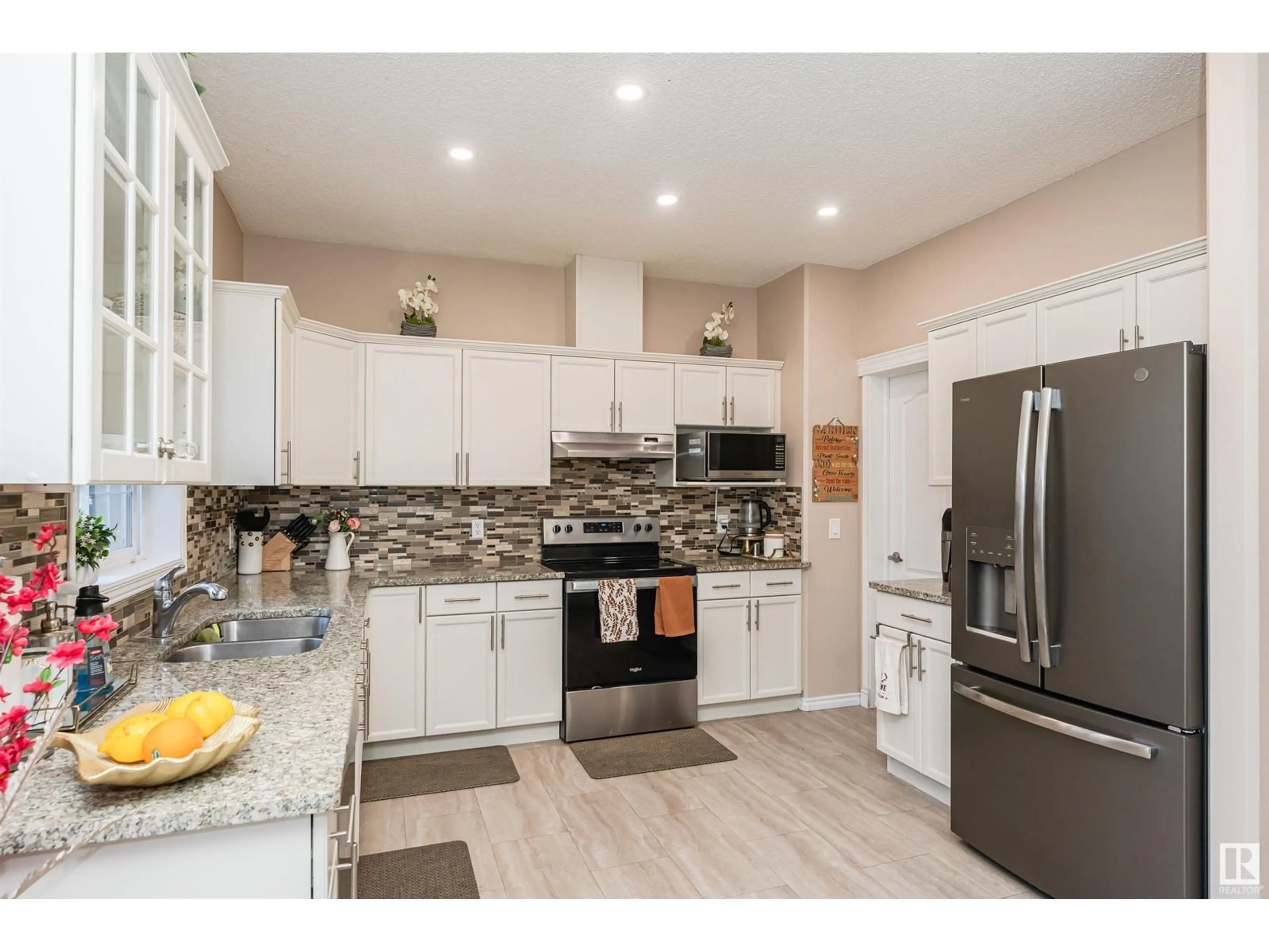 Open concept kitchen, unknown for #3 - 1780 GLASTONBURY BV, Edmonton Alberta T5T6P9
