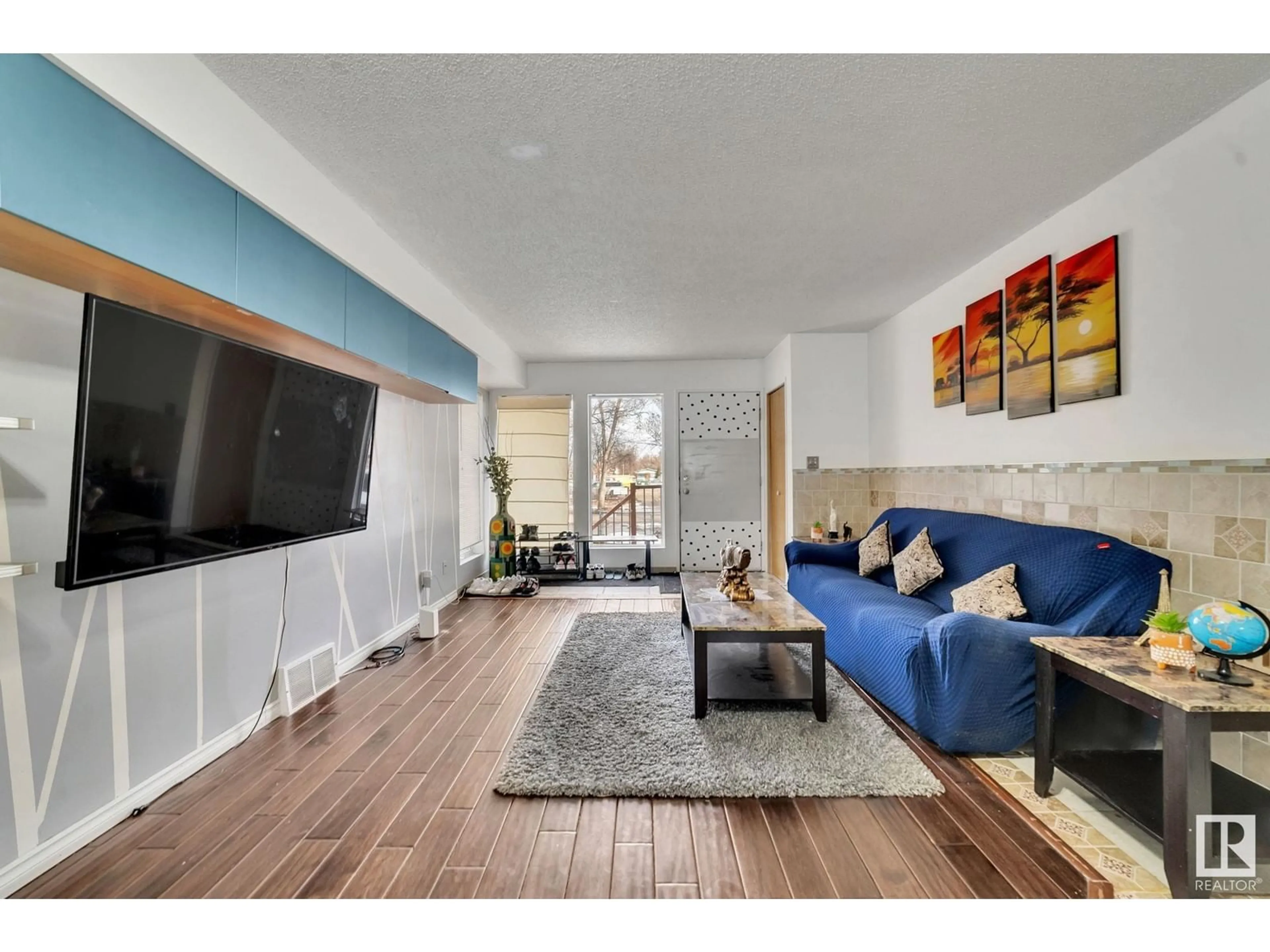 Living room with furniture, unknown for 12012 81 ST, Edmonton Alberta T5B2S8