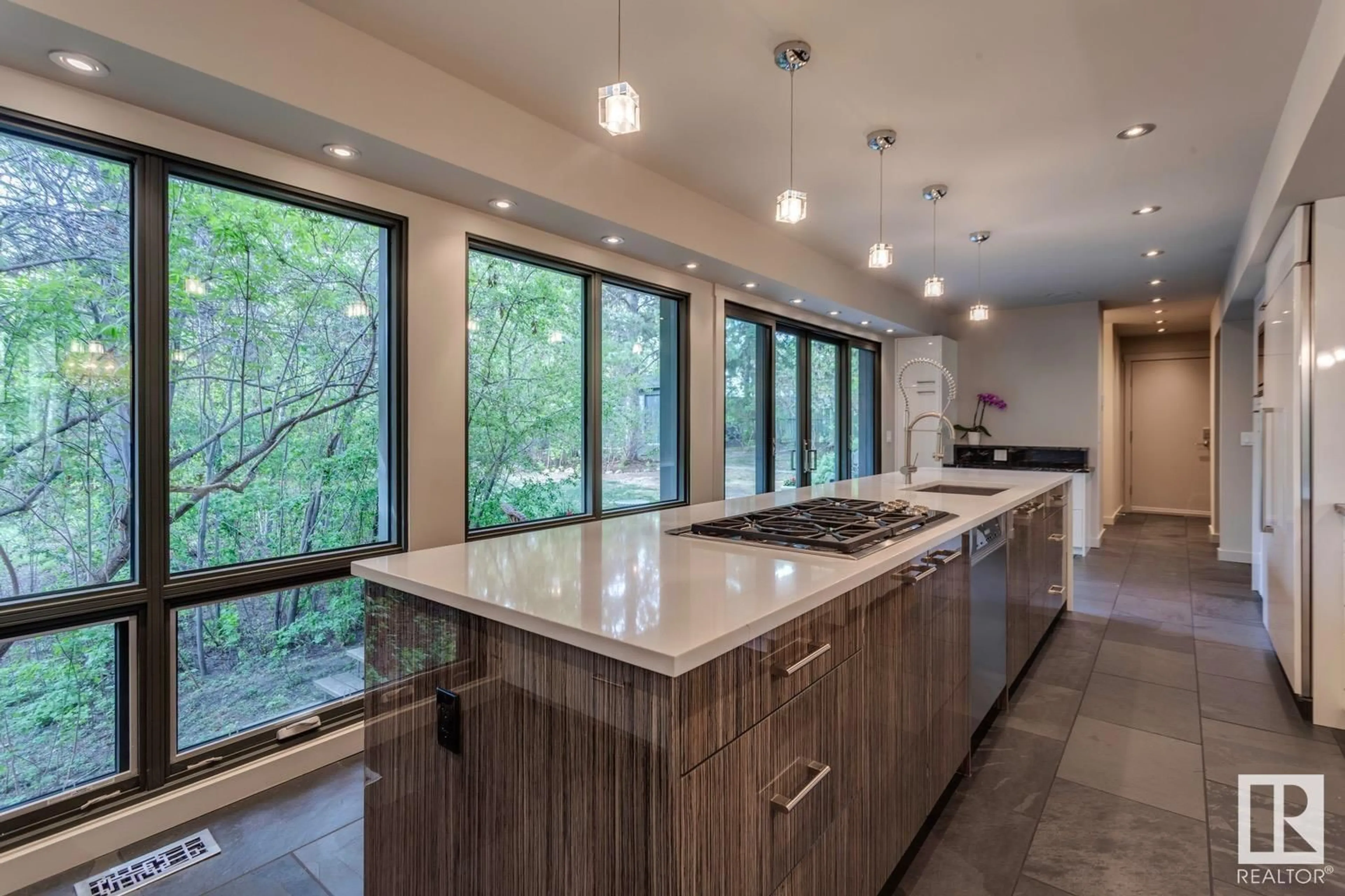 Contemporary kitchen, unknown for 12703 GRAND VIEW DR, Edmonton Alberta T6H4K5
