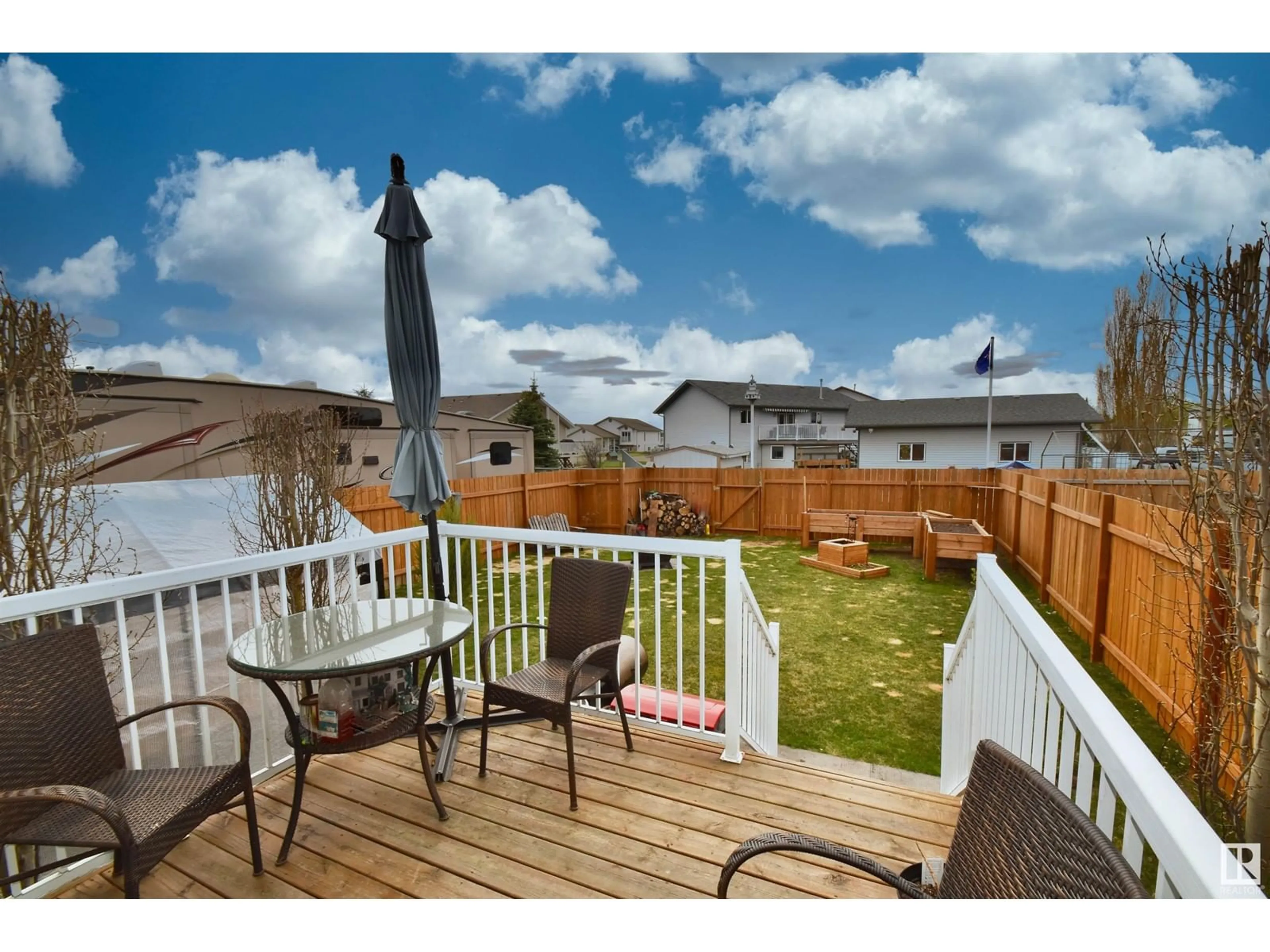 Patio, mountain view for 5909 48 AV, St. Paul Town Alberta T0A3A1