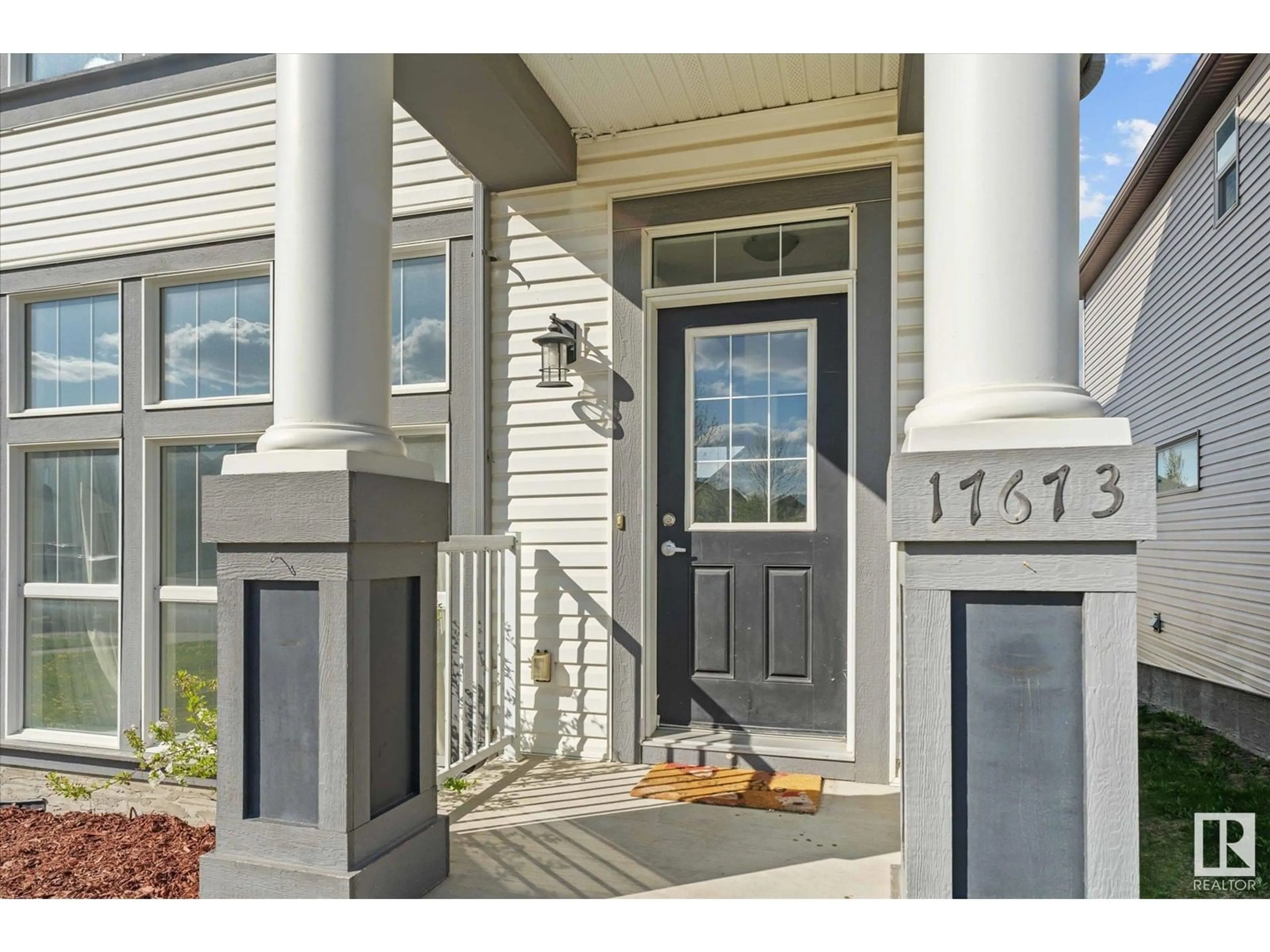 Indoor entryway for NW - 17673 60A ST, Edmonton Alberta T5Y0K8