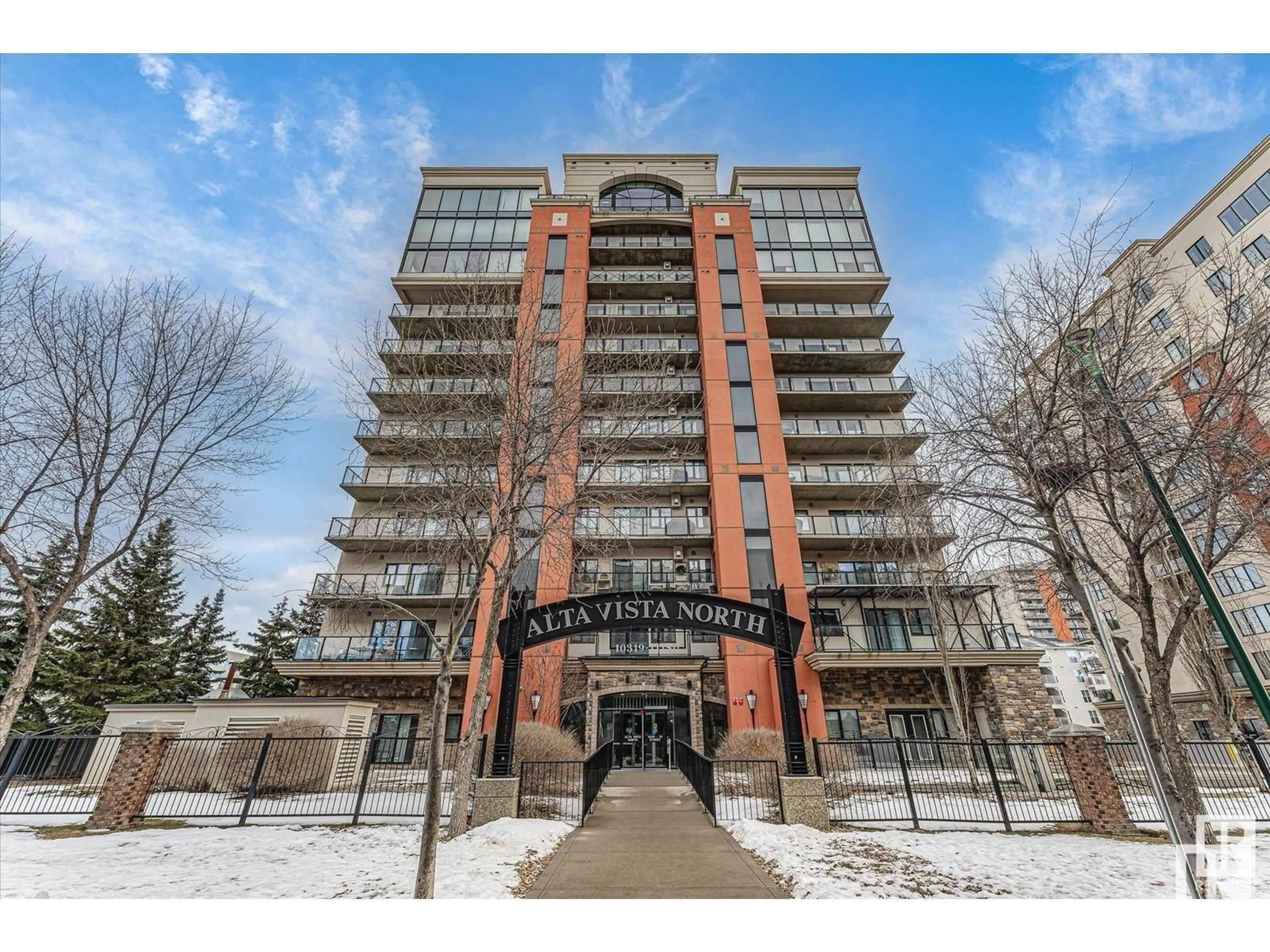 Indoor foyer for 10319 NW - 1006 111 STREET, Edmonton Alberta T5K0A2