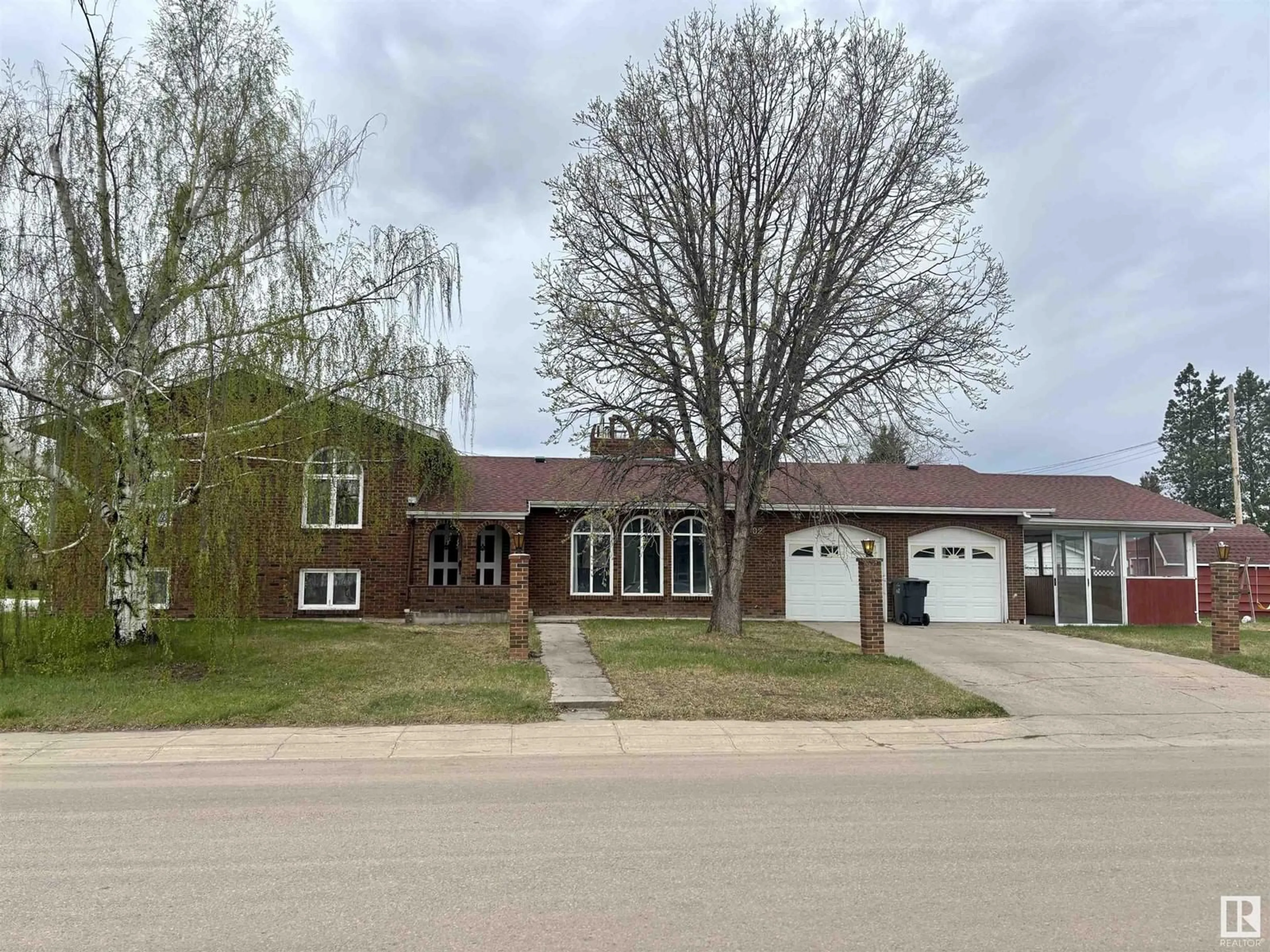 Home with brick exterior material, street for 5302 56 ST, St. Paul Town Alberta T0A3A1