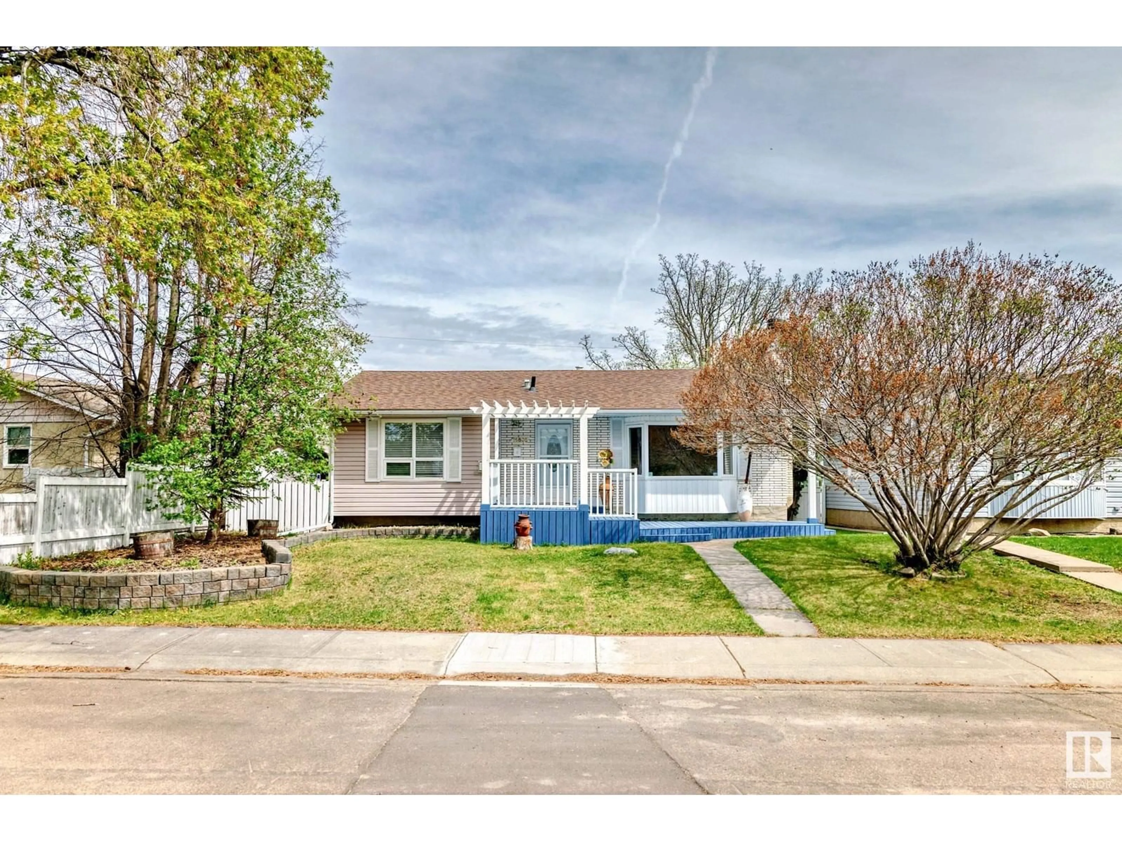 Home with vinyl exterior material, street for 16808 79A AV, Edmonton Alberta T5R3J5