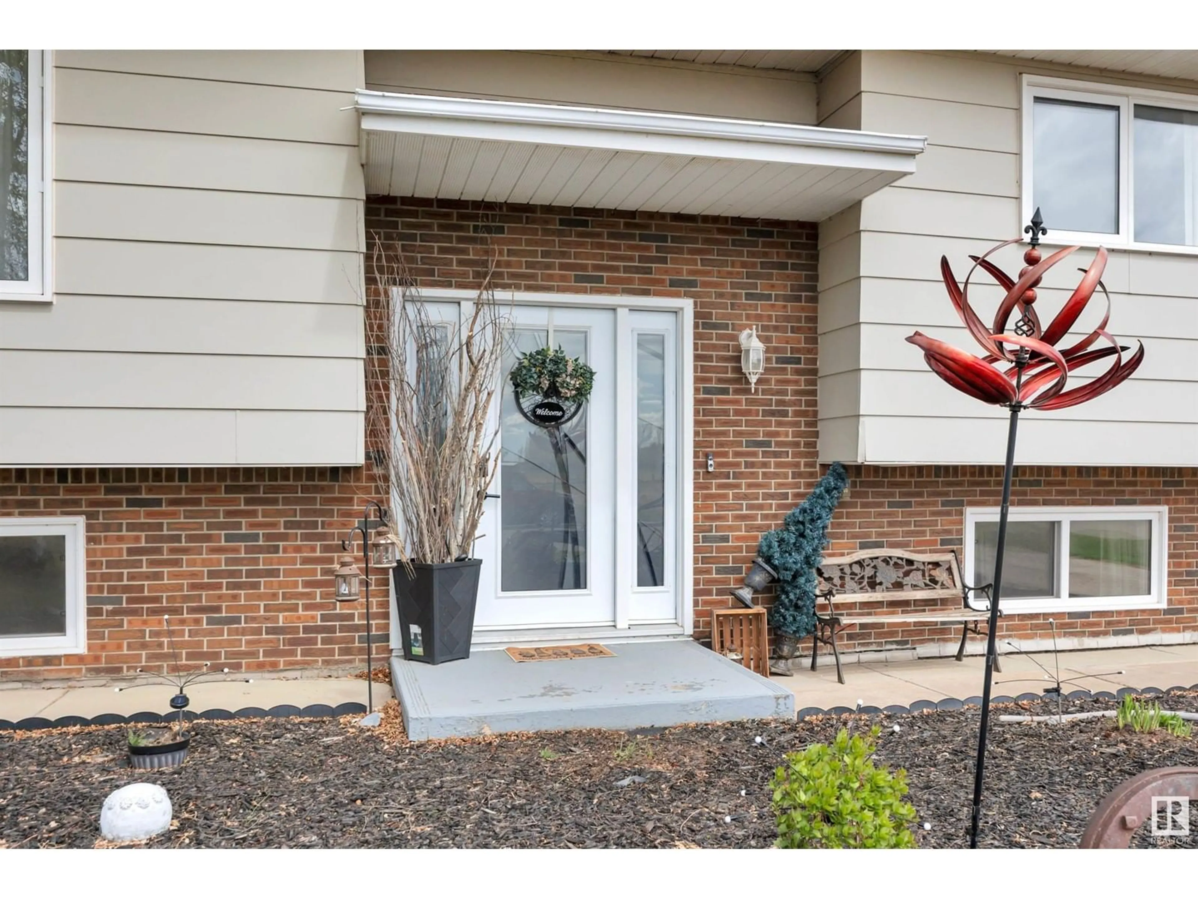 Indoor entryway for 4824 54 AV, Ryley Alberta T0B4A0