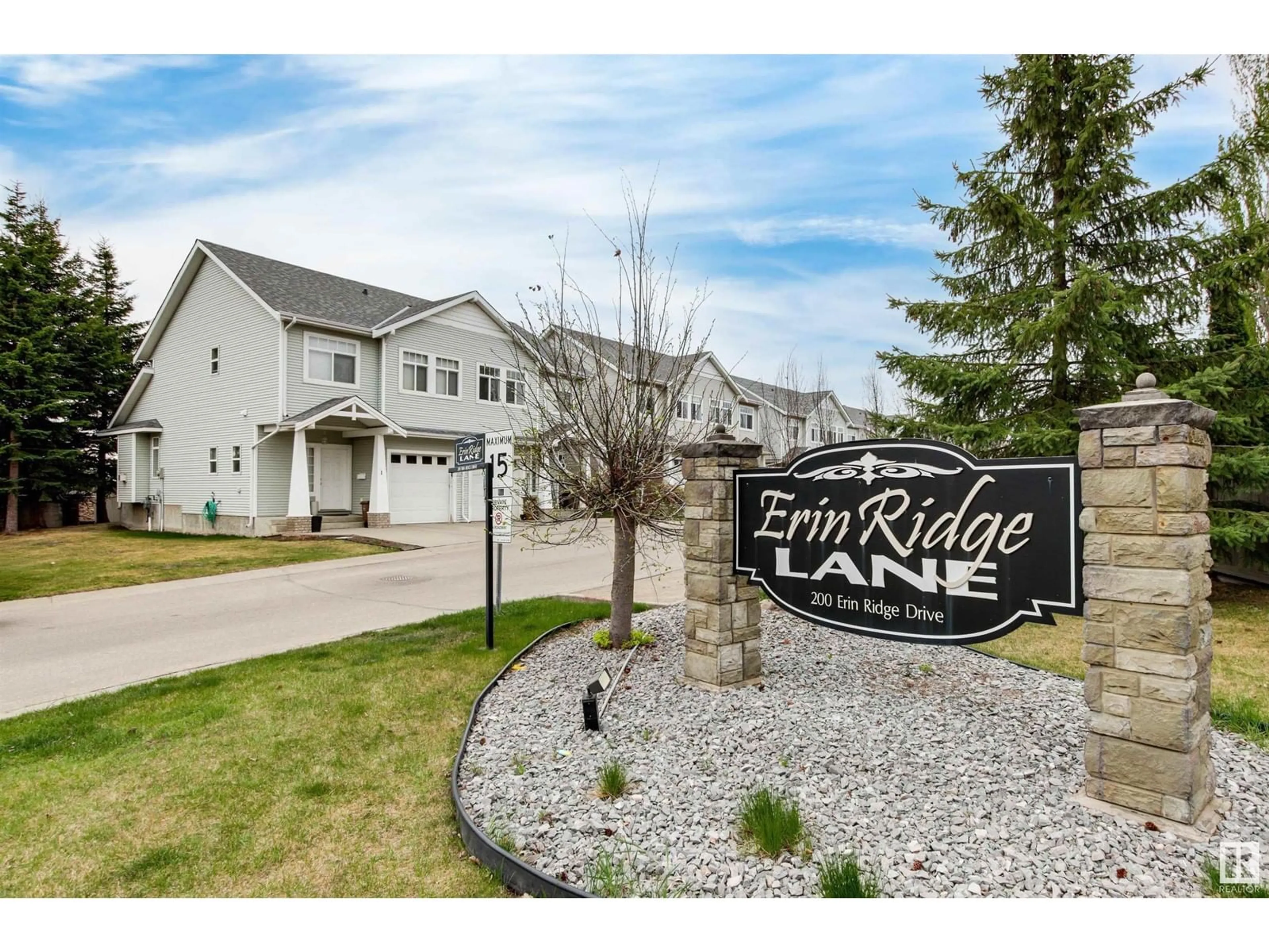 Indoor entryway for 200 - 19 ERIN RIDGE DR, St. Albert Alberta T8N7E2