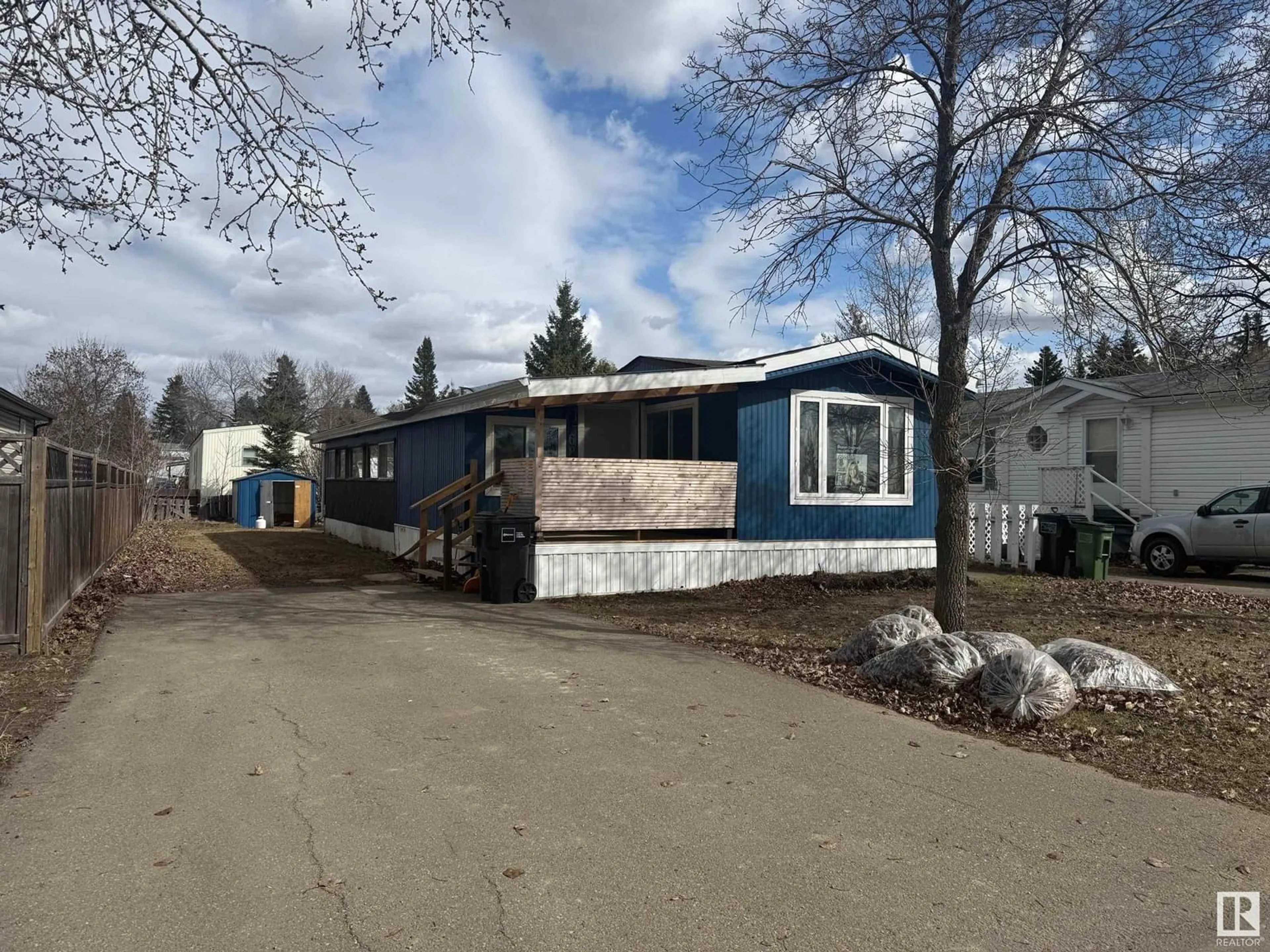 Unknown for 68 THE PARKWAY NW, Edmonton Alberta T6P1G2