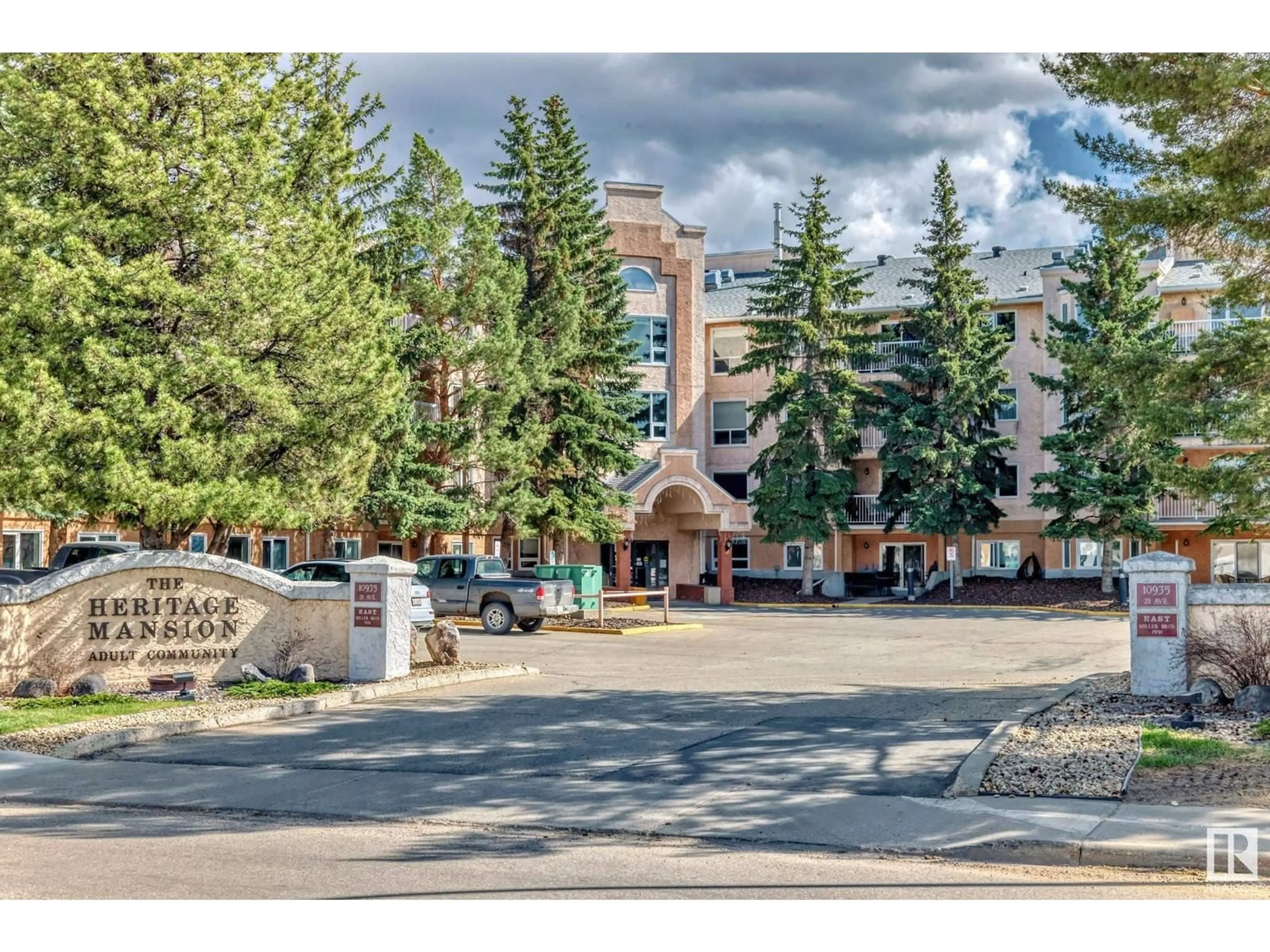 Unknown for #209 - 10935 21 AV, Edmonton Alberta T6J6R3