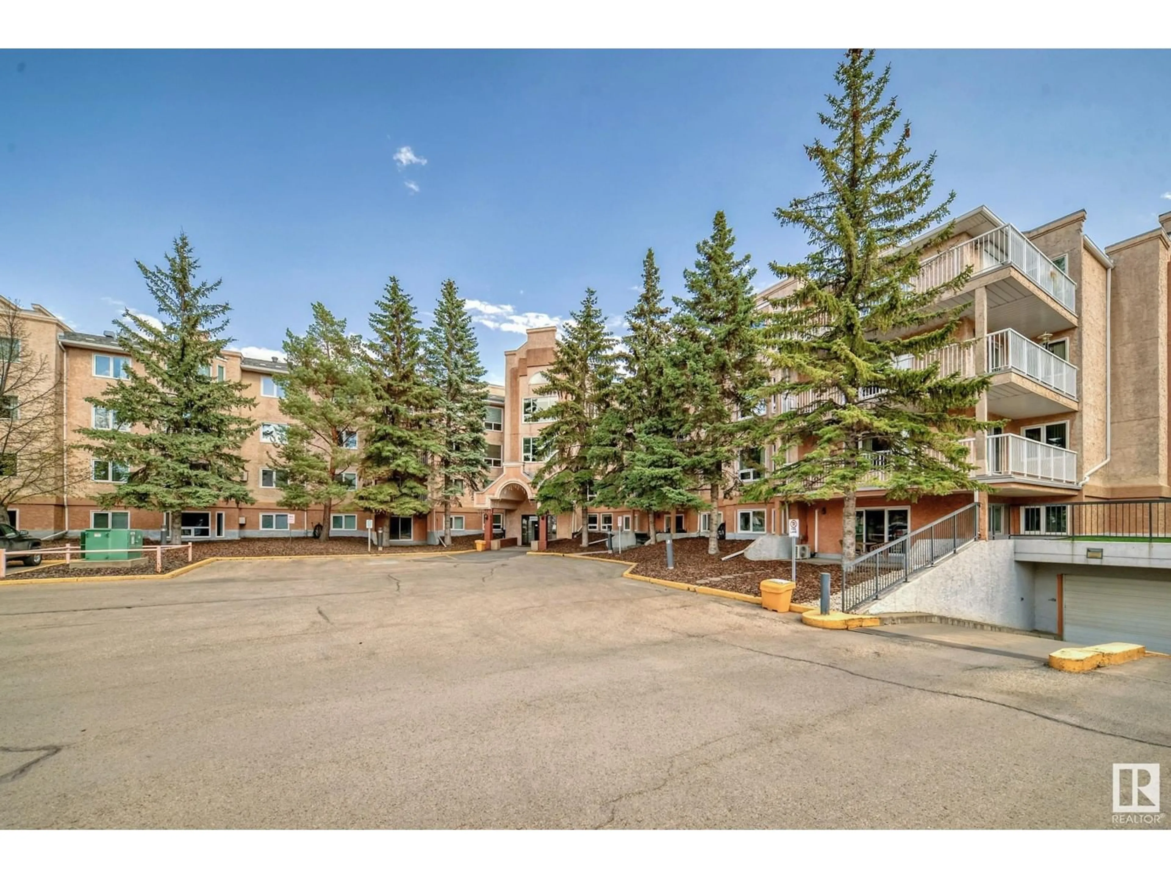 Patio, mountain view for #209 - 10935 21 AV, Edmonton Alberta T6J6R3