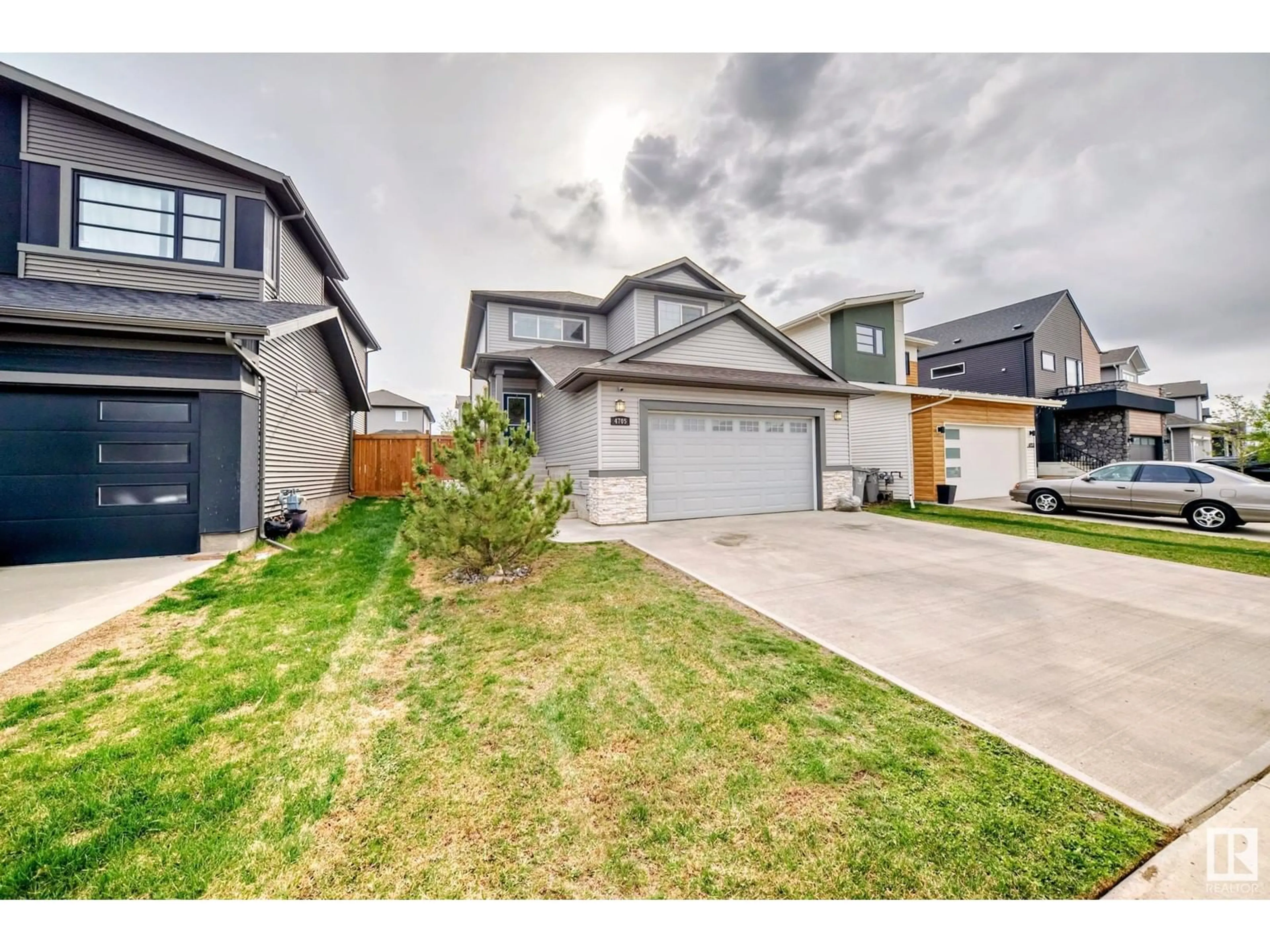 A pic from outside/outdoor area/front of a property/back of a property/a pic from drone, street for 4705 66 ST, Beaumont Alberta T4X1Y5