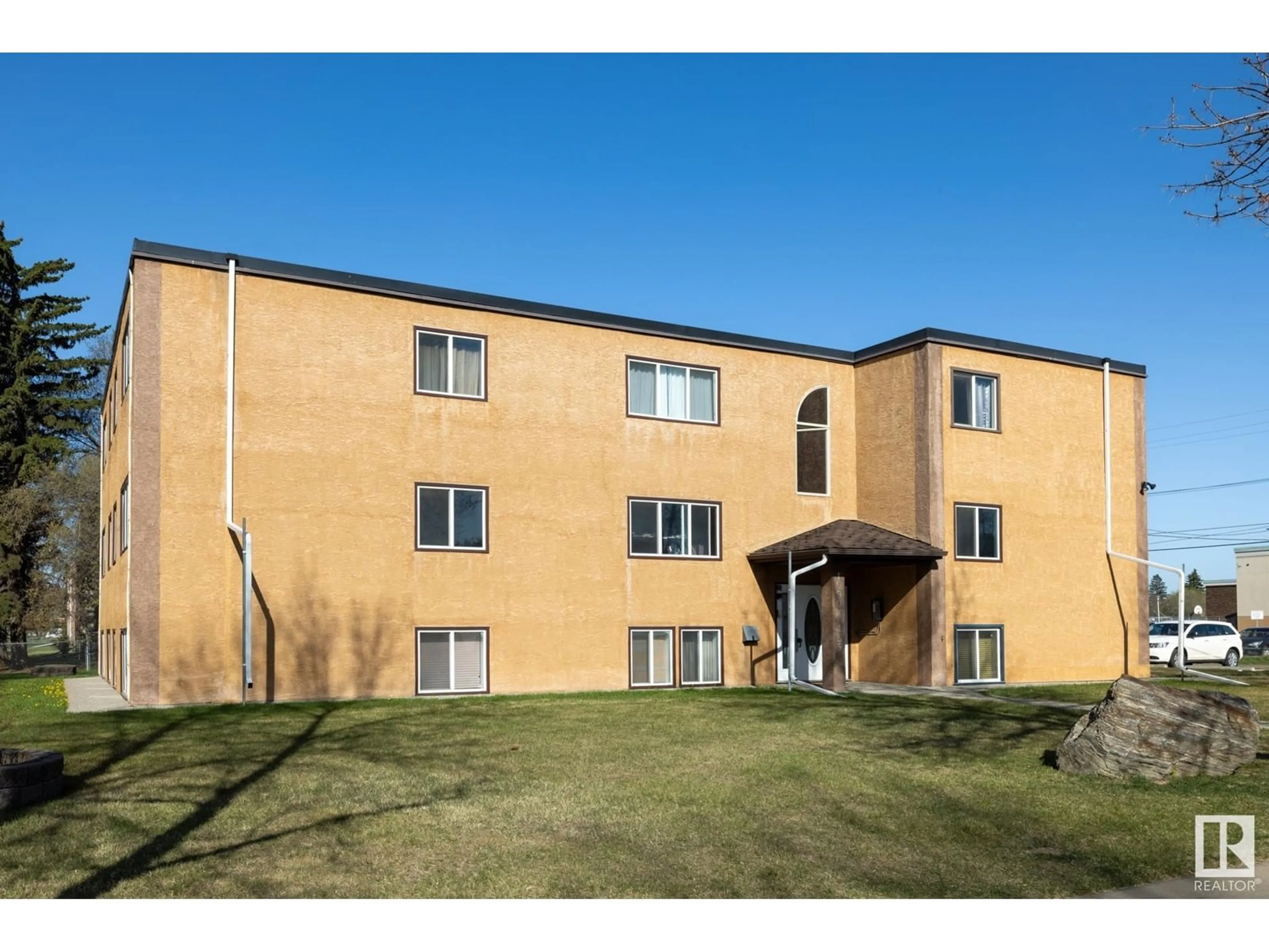 Unknown for #4 - 10904 159 ST, Edmonton Alberta T5P3C1